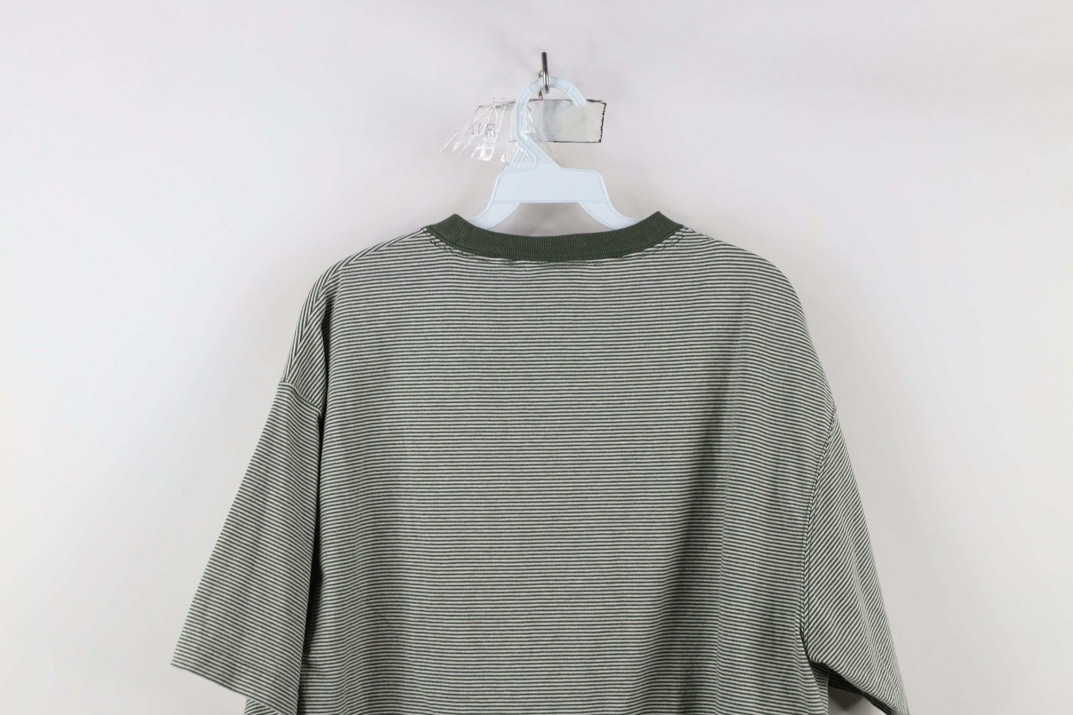 Vintage Vintage 90s Streetwear Heavyweight Short Sleeve T-Shirt Size US XL / EU 56 / 4 - 7 Thumbnail