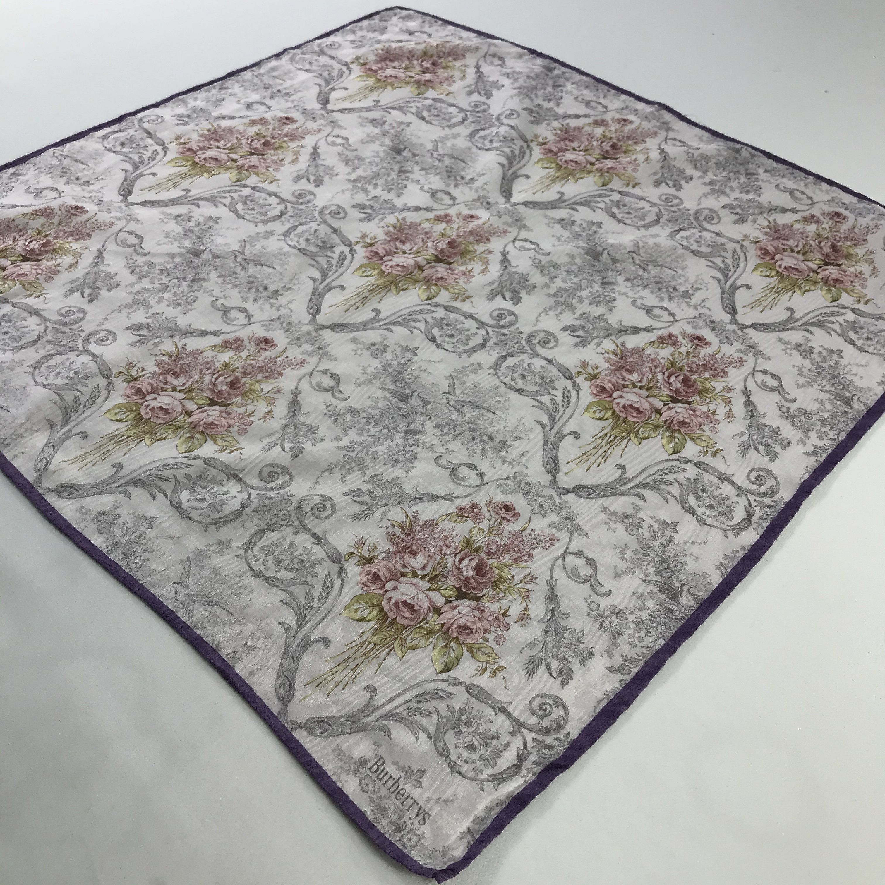 Burberry × Vintage Burberry Bandana / Handkerchief / Neckerchief - S432 Size ONE SIZE - 2 Thumbnail