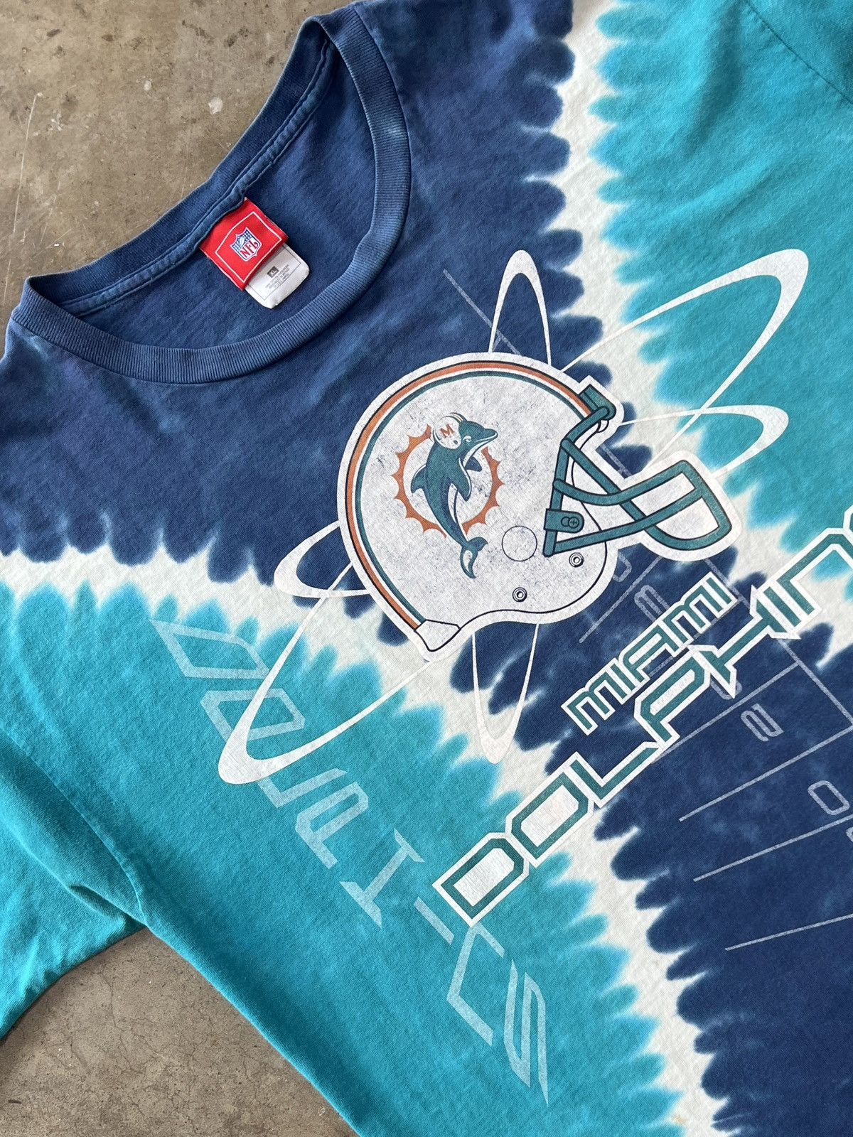 NFL × Vintage Vintage Miami Dolphins NFL Tie Dyed Tee XL Size US XL / EU 56 / 4 - 1 Thumbnail