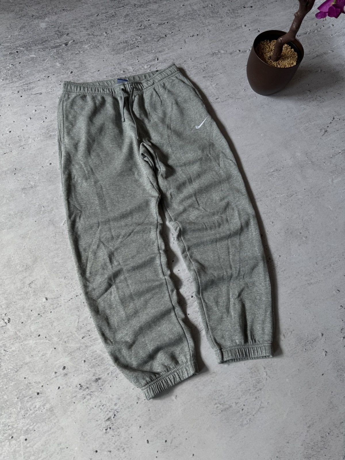Nike × Vintage NIKE VINTAGE Y2K OVERSIZE BAGGY FIT PANTS SWEATPANTS Size US 32 / EU 48 - 1 Thumbnail