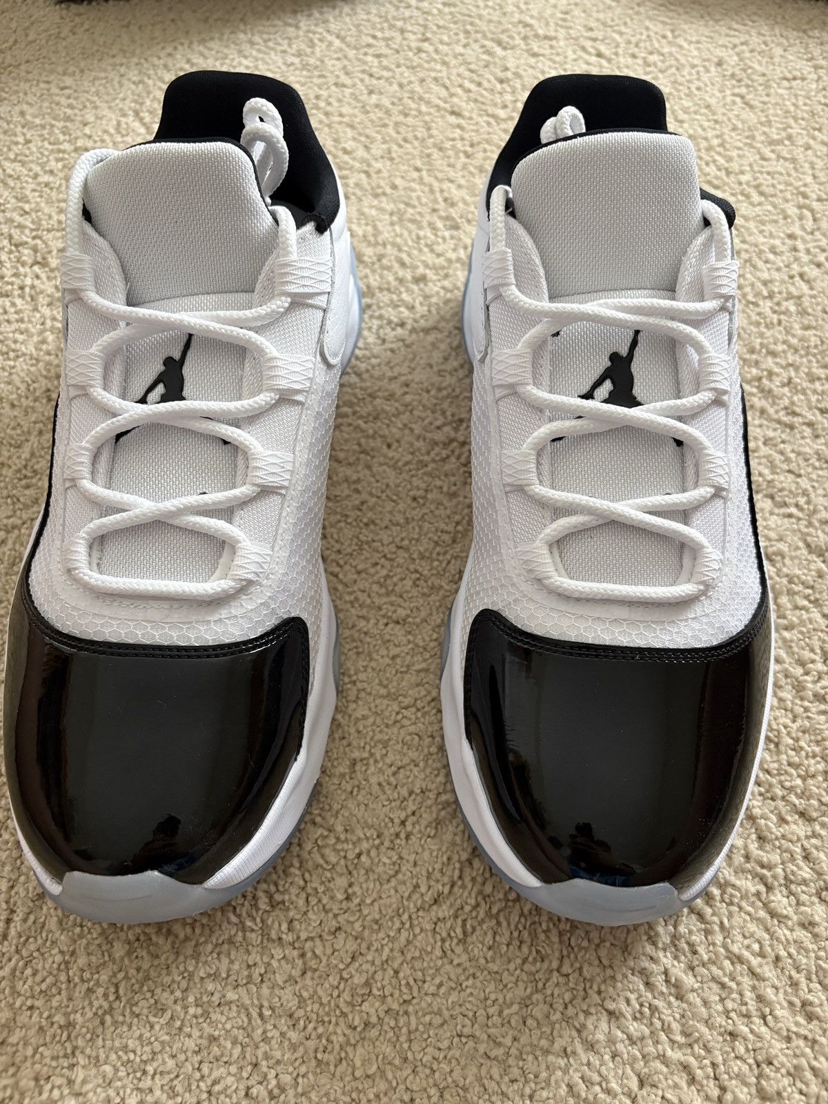 Jordan Brand Air Jordan 11 CMFT Low white/black Size US 10.5 / EU 43-44 - 3 Thumbnail