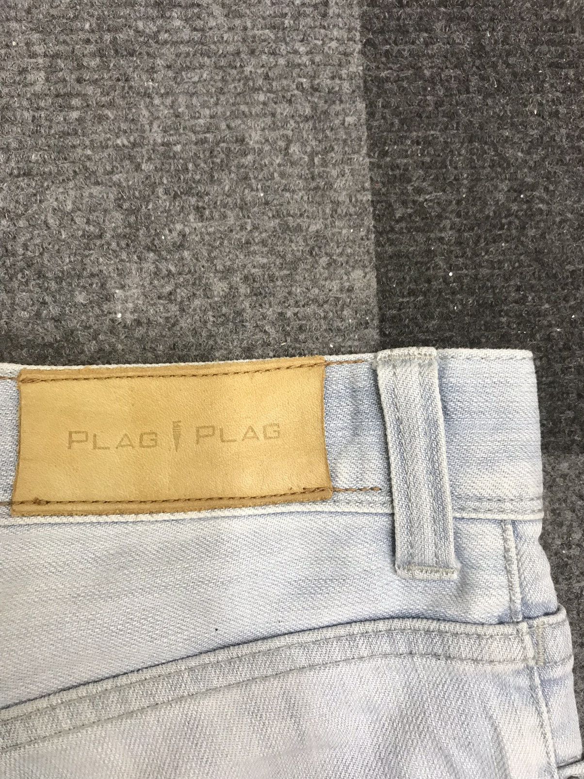 Japanese Brand 💥DESIGNER💥 PLAGPLAG Light Wash Skinny Distresed Denim F219 Size US 30 / EU 46 - 12 Thumbnail