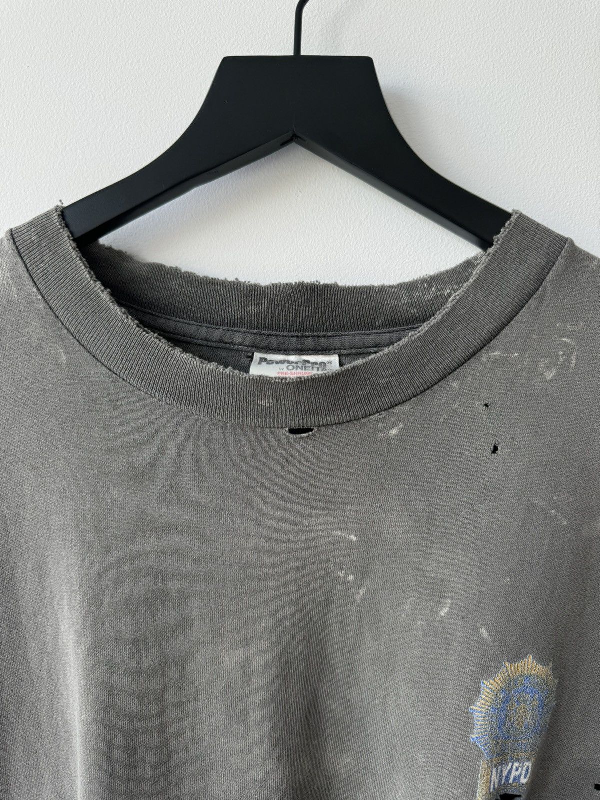 Vintage VINTAGE THRASHED FADED 90s NYPD T SHIRT OVERSIZED Size US XL / EU 56 / 4 - 6 Thumbnail