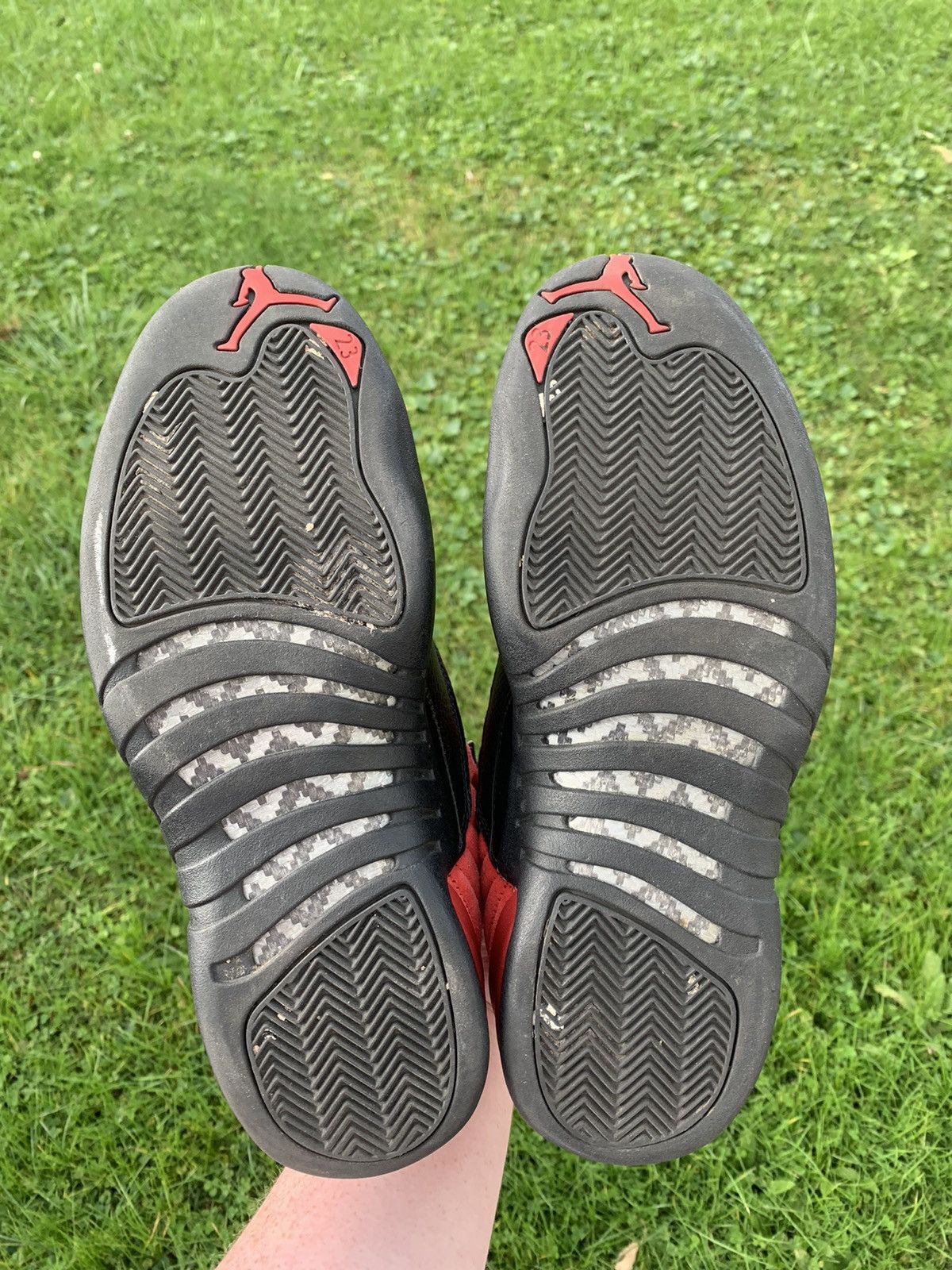 Jordan Brand Jordan 12 Retro Reverse Flu Game 2020 Size 10.5 Size US 10.5 / EU 43-44 - 6 Thumbnail