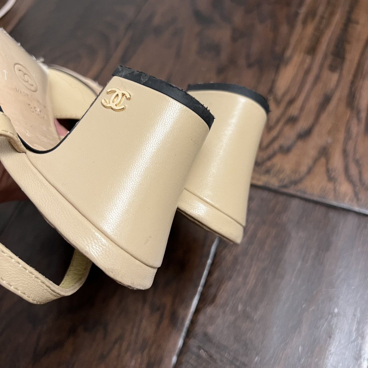 Chanel Authentic Chanel Interlocking CC Logo Goat Leather Size US 5.5 / IT 35.5 - 10 Thumbnail