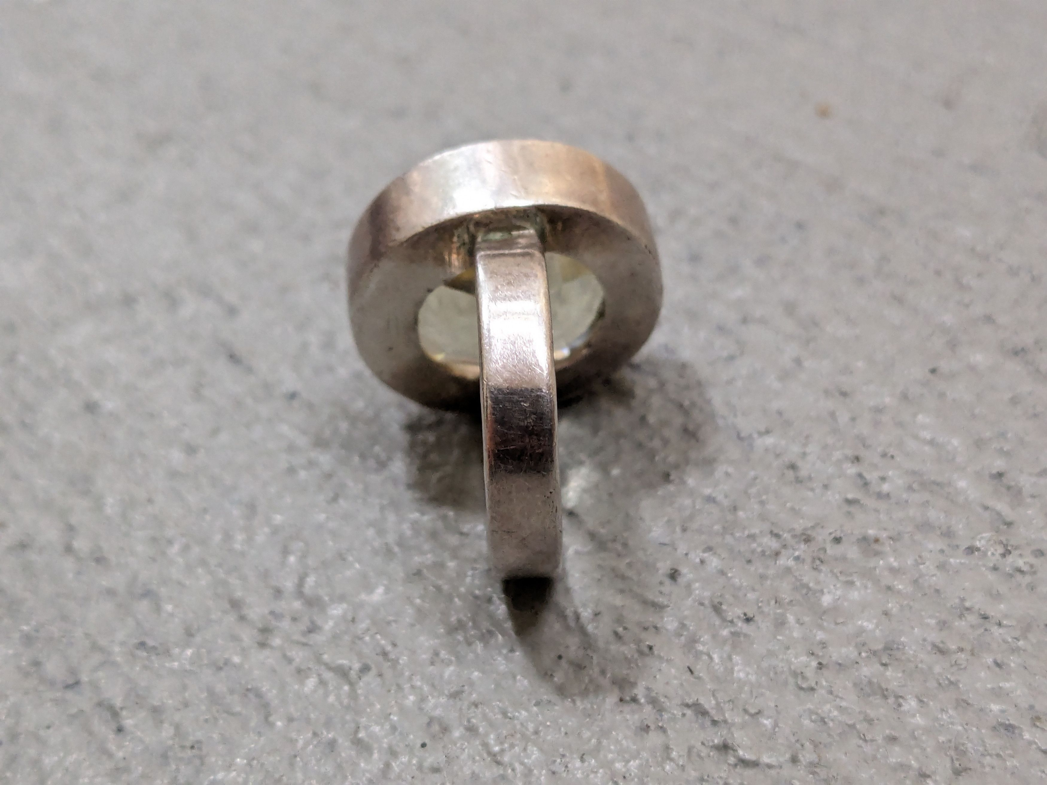Jewelry × Vintage Sterling Silver Ring Size 7.5 Citrine Round Modern Cocktail Size ONE SIZE - 10 Thumbnail