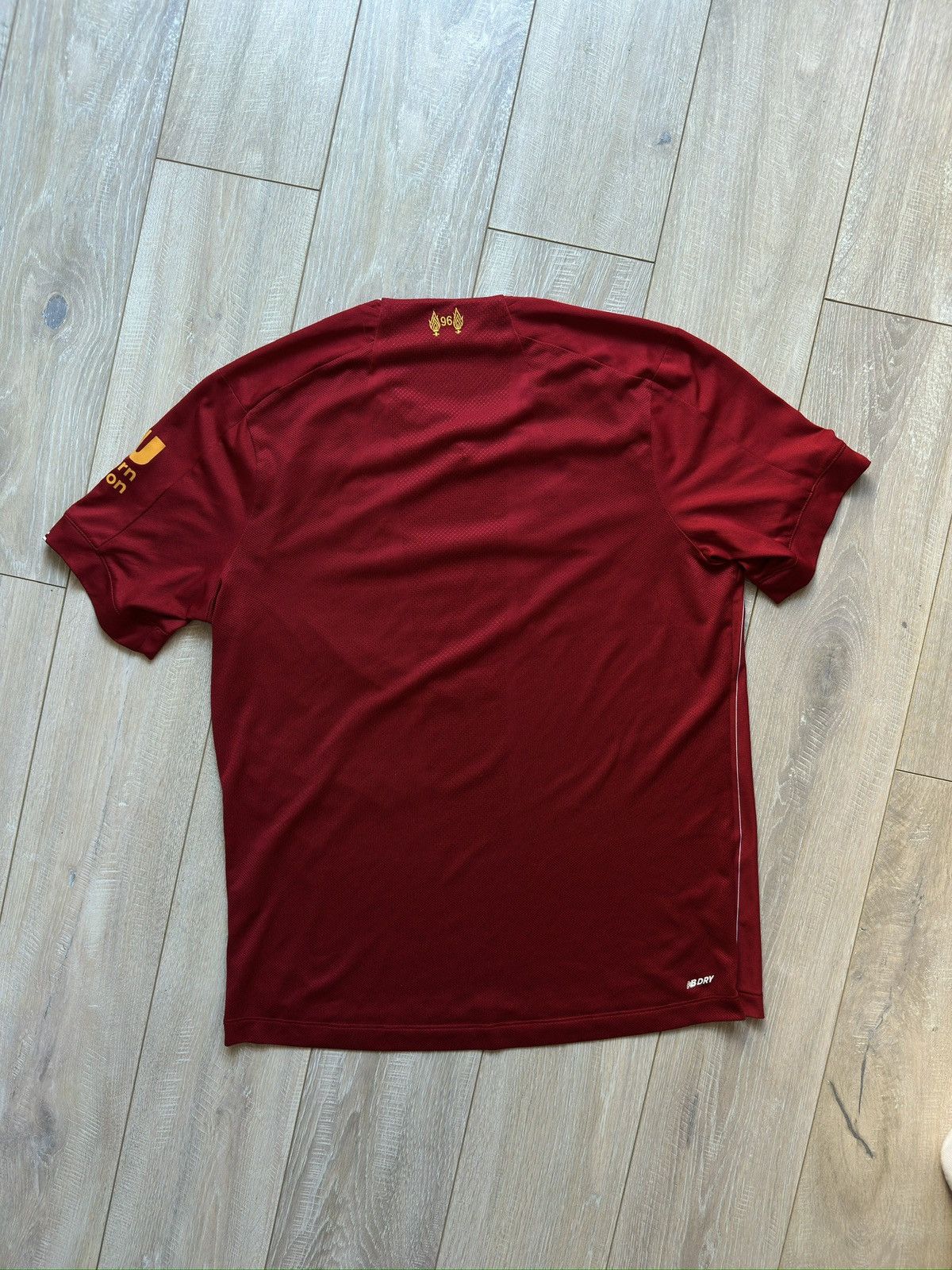 New Balance New Balance Liverpool T-Shirt Size US M / EU 48-50 / 2 - 7 Thumbnail