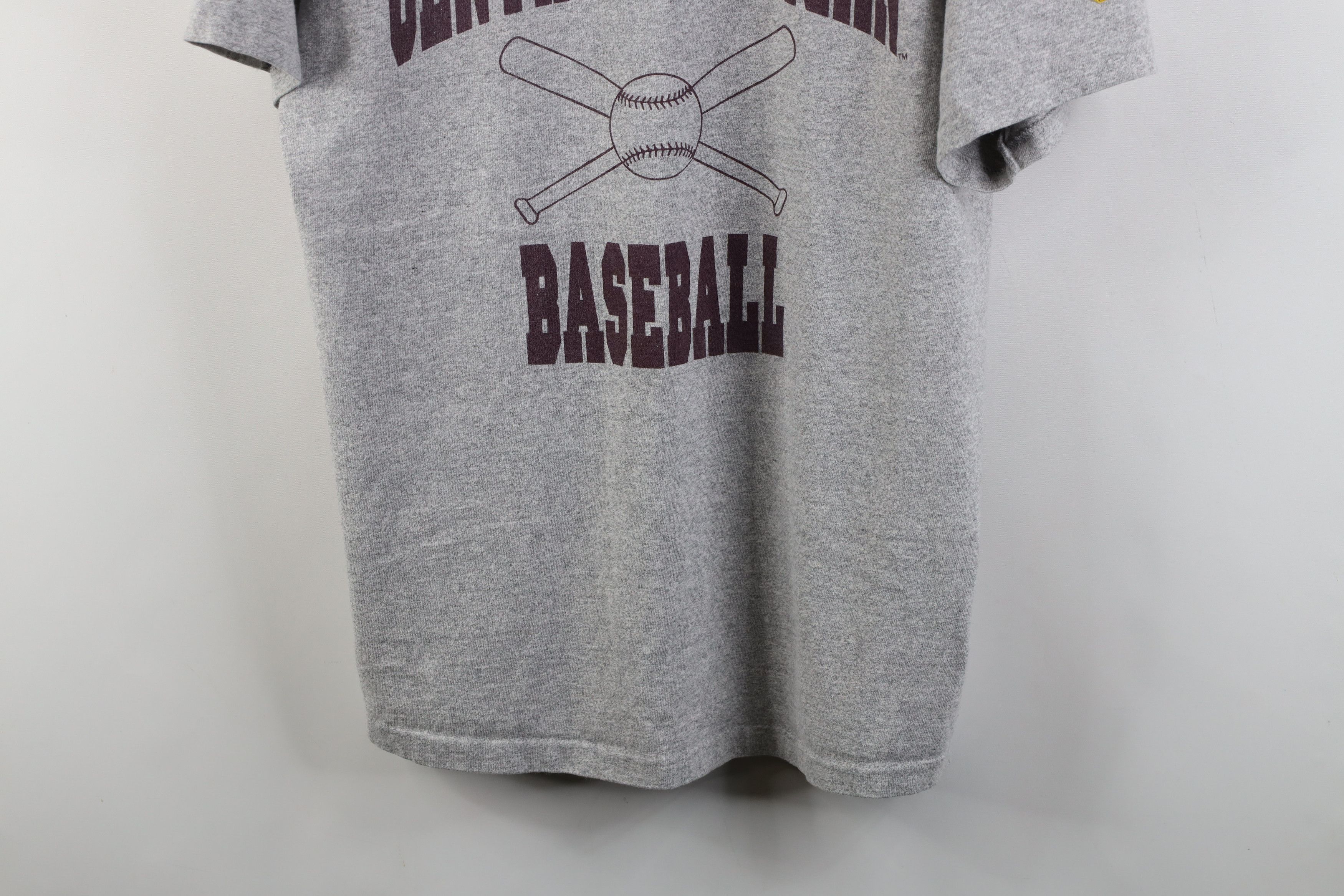 Vintage Vintage 90s Central Michigan University Baseball T-Shirt USA Size US L / EU 52-54 / 3 - 3 Thumbnail