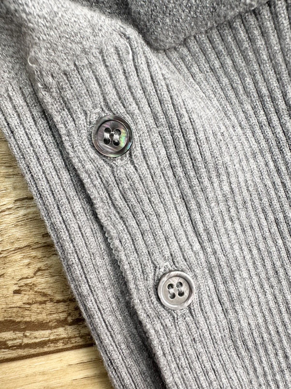 Thom Browne Cardigan decorated with Dolphins in 100% cashmere Size US M / EU 48-50 / 2 - 18 Thumbnail