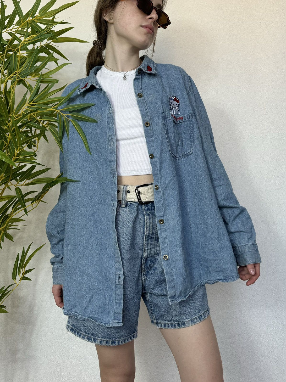 Cartoon Network VINTAGE HELLO KITTY DENIM CUTE SHIRT Size L / US 10 / IT 46 - 2 Thumbnail