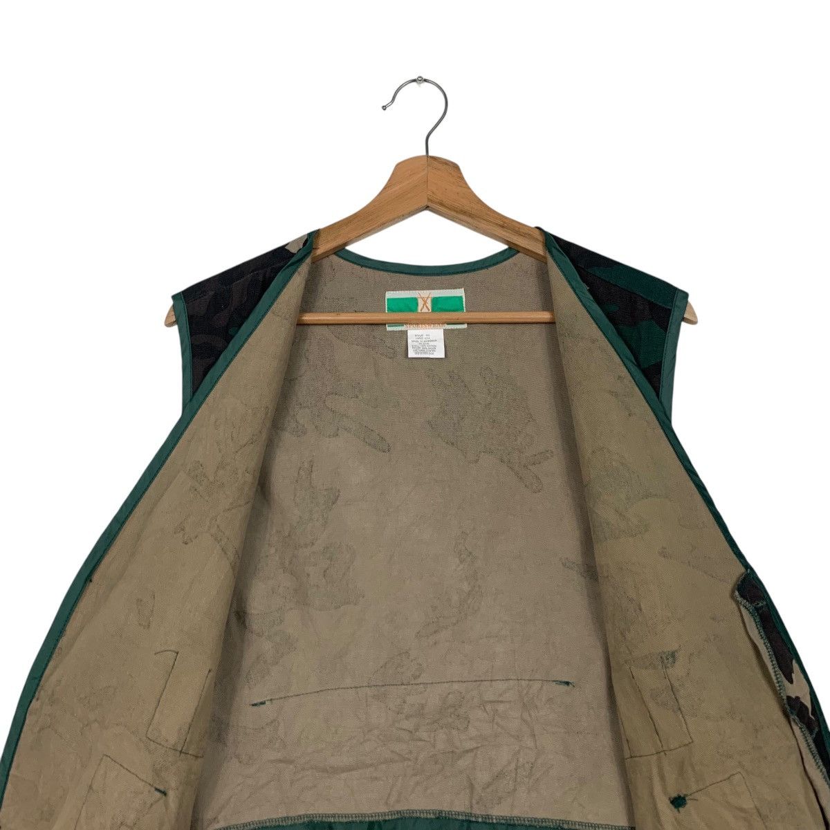 Vintage 90's GAME WINNER Sportswear Camo Hunting Vest #2443-C109 Size US L / EU 52-54 / 3 - 12 Thumbnail
