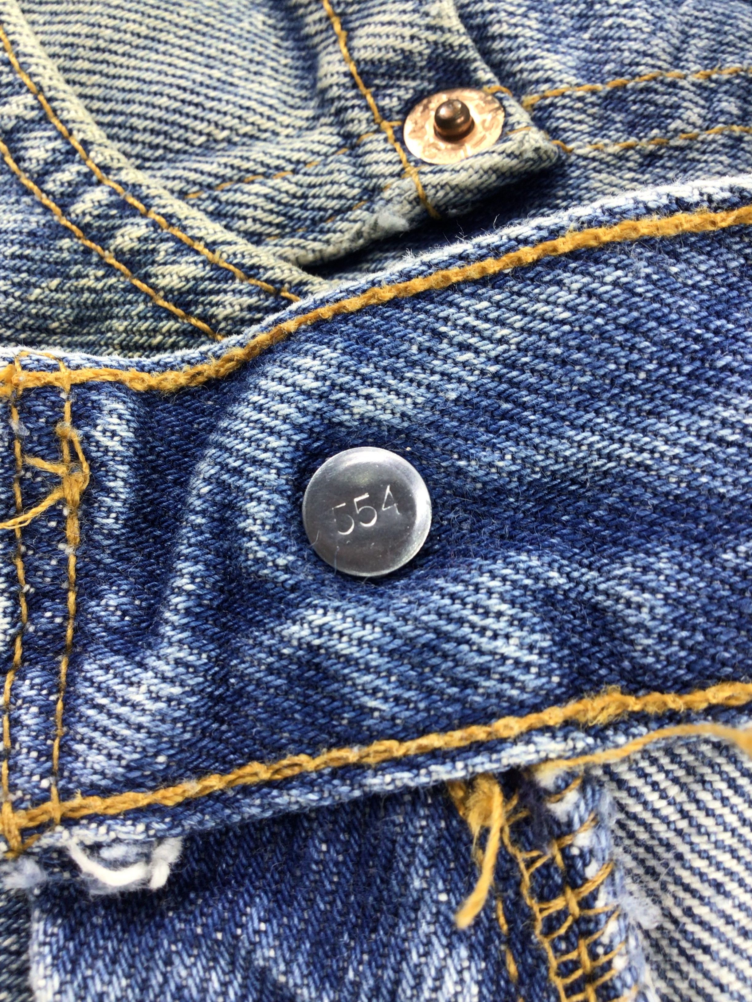 Levi's Vintage Levis Jeans Lot 550 Distressed Denim -J864 Size US 35 - 8 Thumbnail