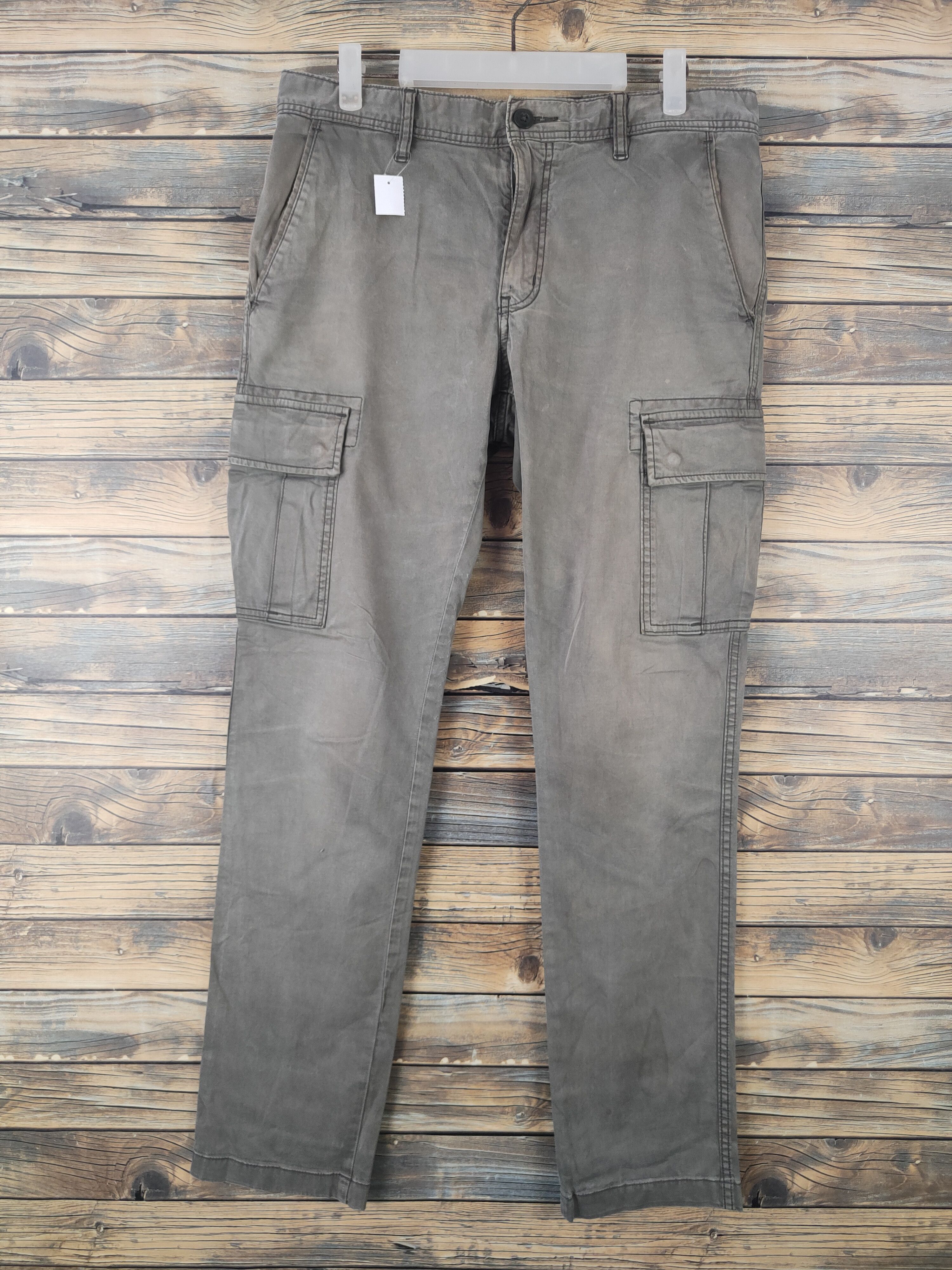 Uniqlo DL Uniqlo Olive Faded Multipocket Cargo Pants #1866 Size US 33 - 1 Thumbnail