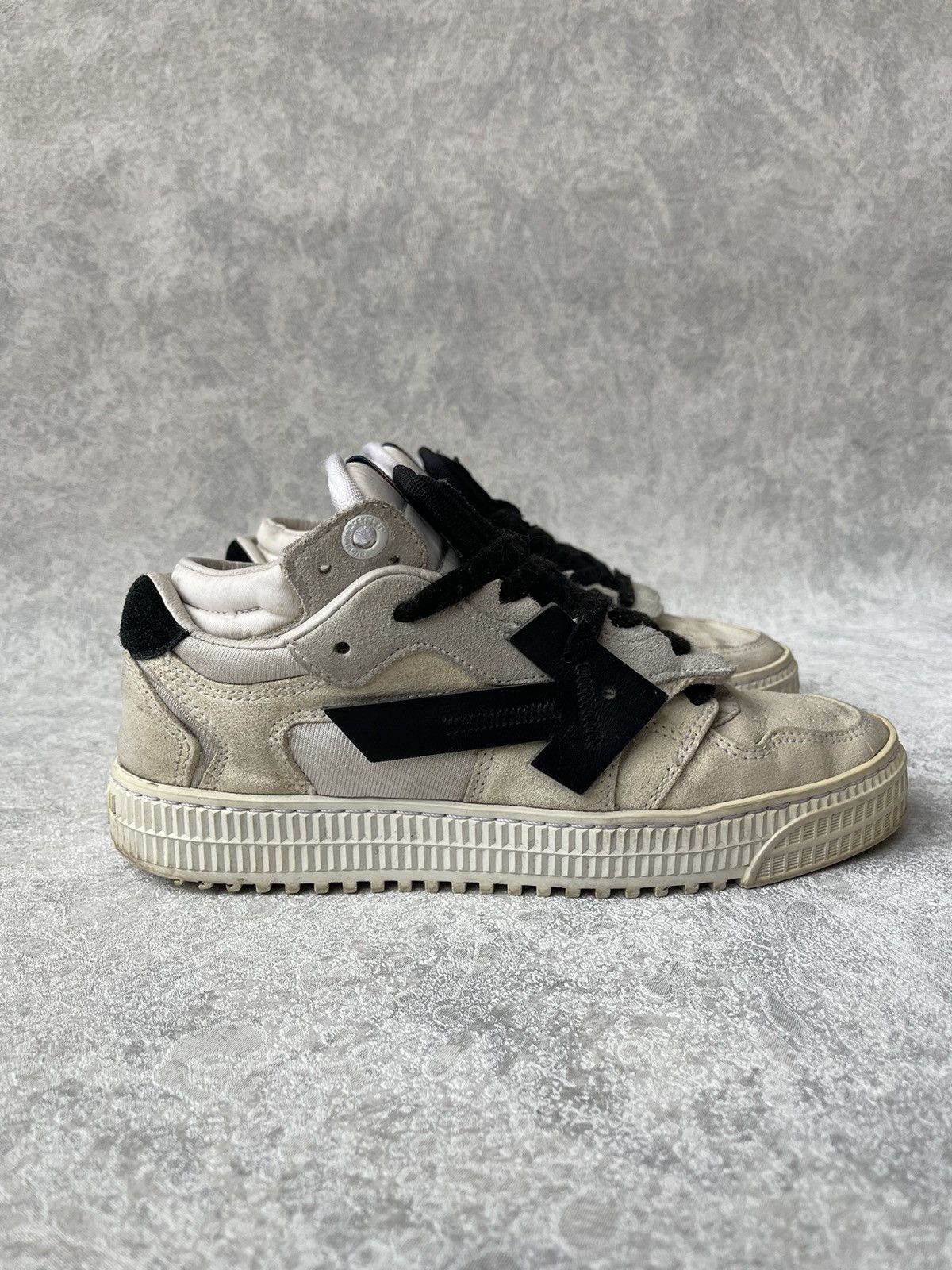 Off-White Off-White OFF Court Low 3.0 Sneakers Size 37 US 7 Size US 7 / IT 37 - 5 Thumbnail