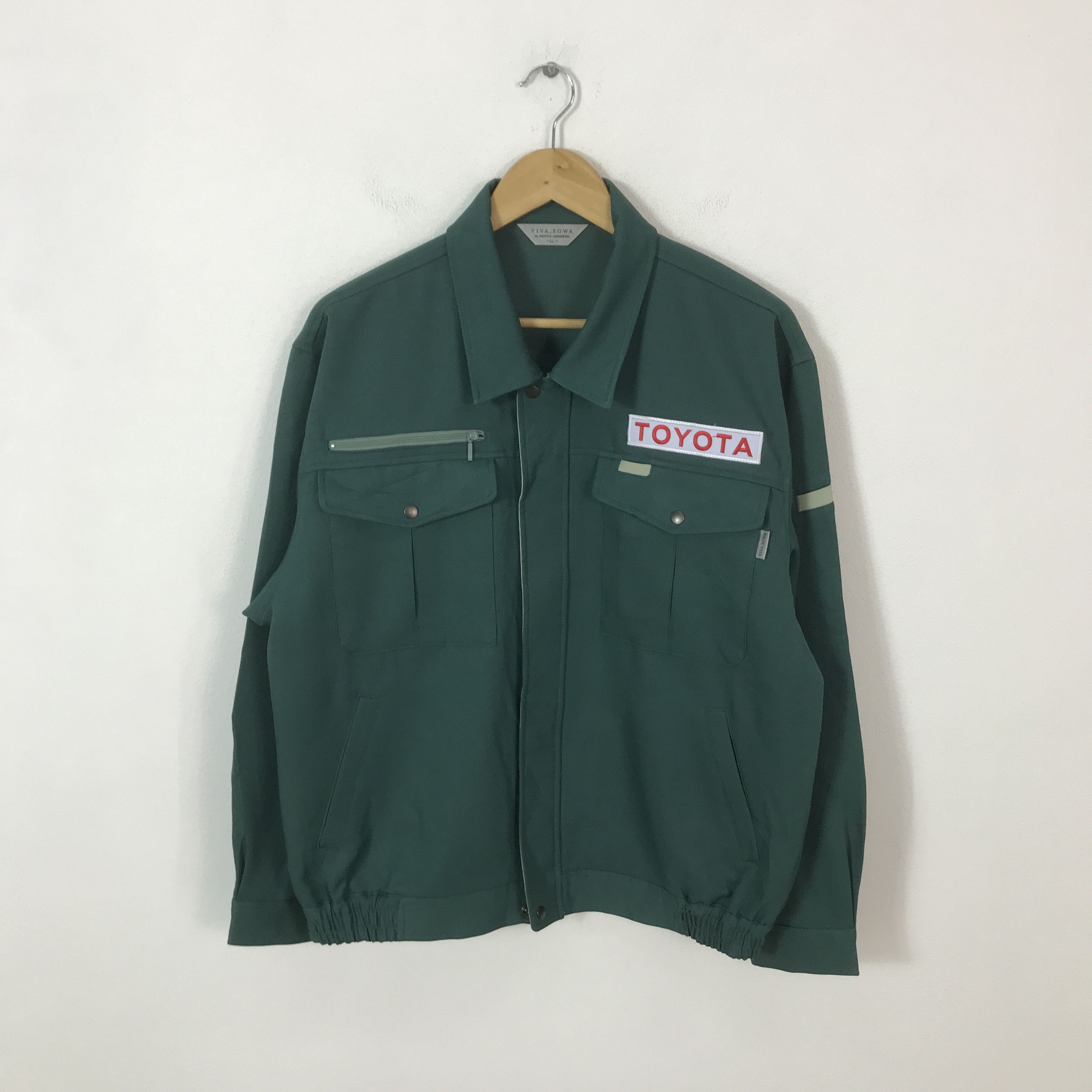 Japanese Brand Toyota Racing Motorsport custom Jacket K66B15 Size US L / EU 52-54 / 3 - 2 Thumbnail