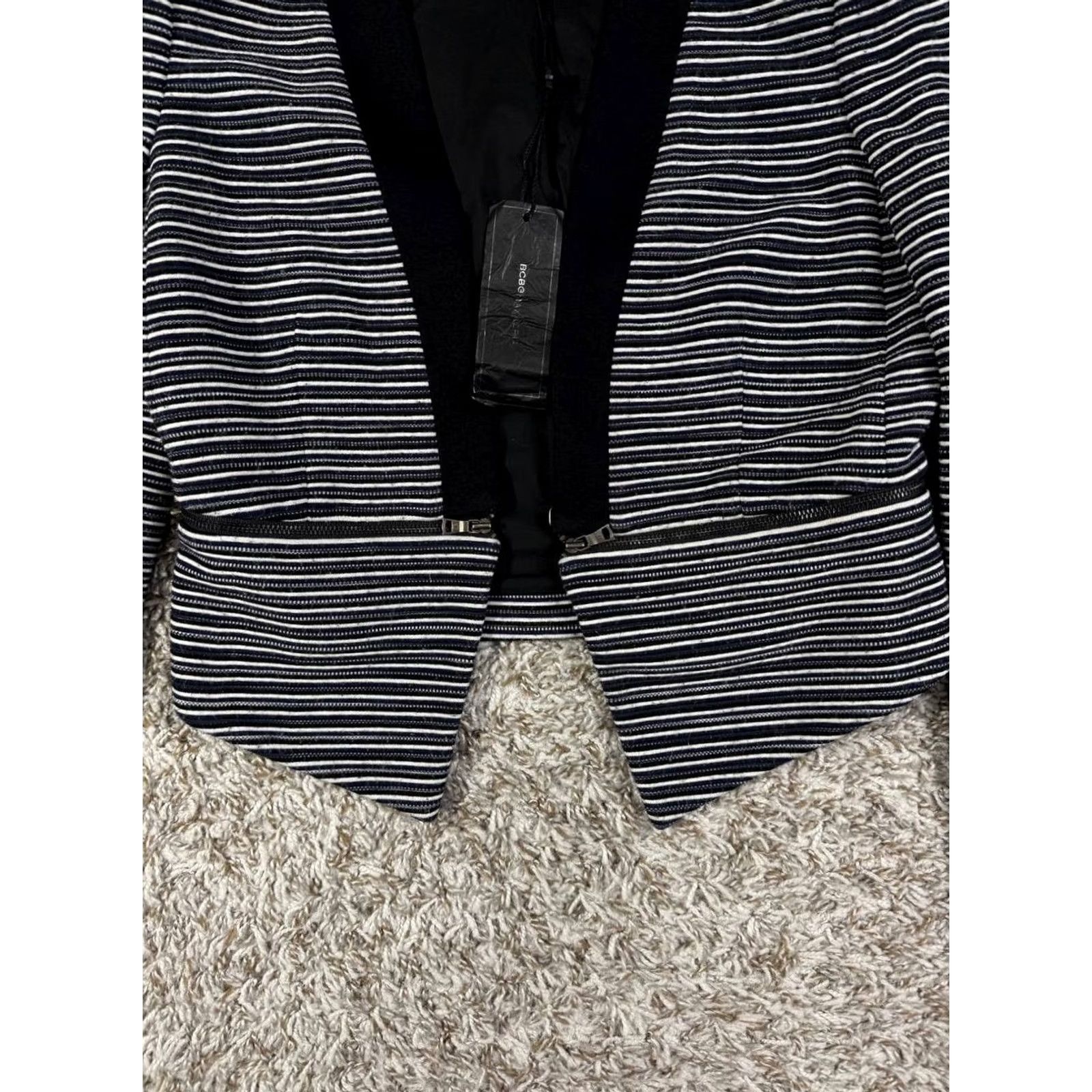 Bcbgmaxazria BCBGMAXAZRIA Women's Striped Blazer Jacket XS Gray Regular Jacket Blazer Womens XS Size XS / US 0-2 / IT 36-38 - 3 Thumbnail