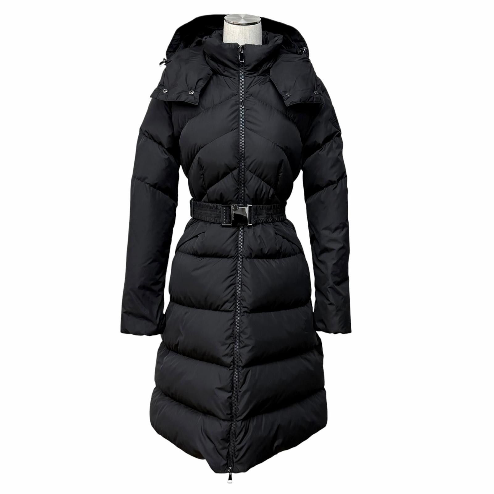 Moncler Moncler MONCLER Nylon Down Coat Textile Outerwear F20931D50700 DUTY FREE for USA Size ONE SIZE - 1 Thumbnail