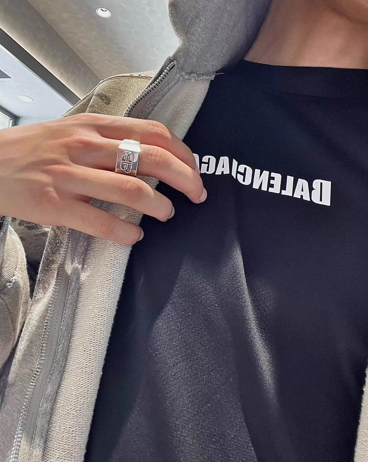 Balenciaga Balenciaga Rare Runway Silver Lock Ring Size ONE SIZE - 2 Thumbnail