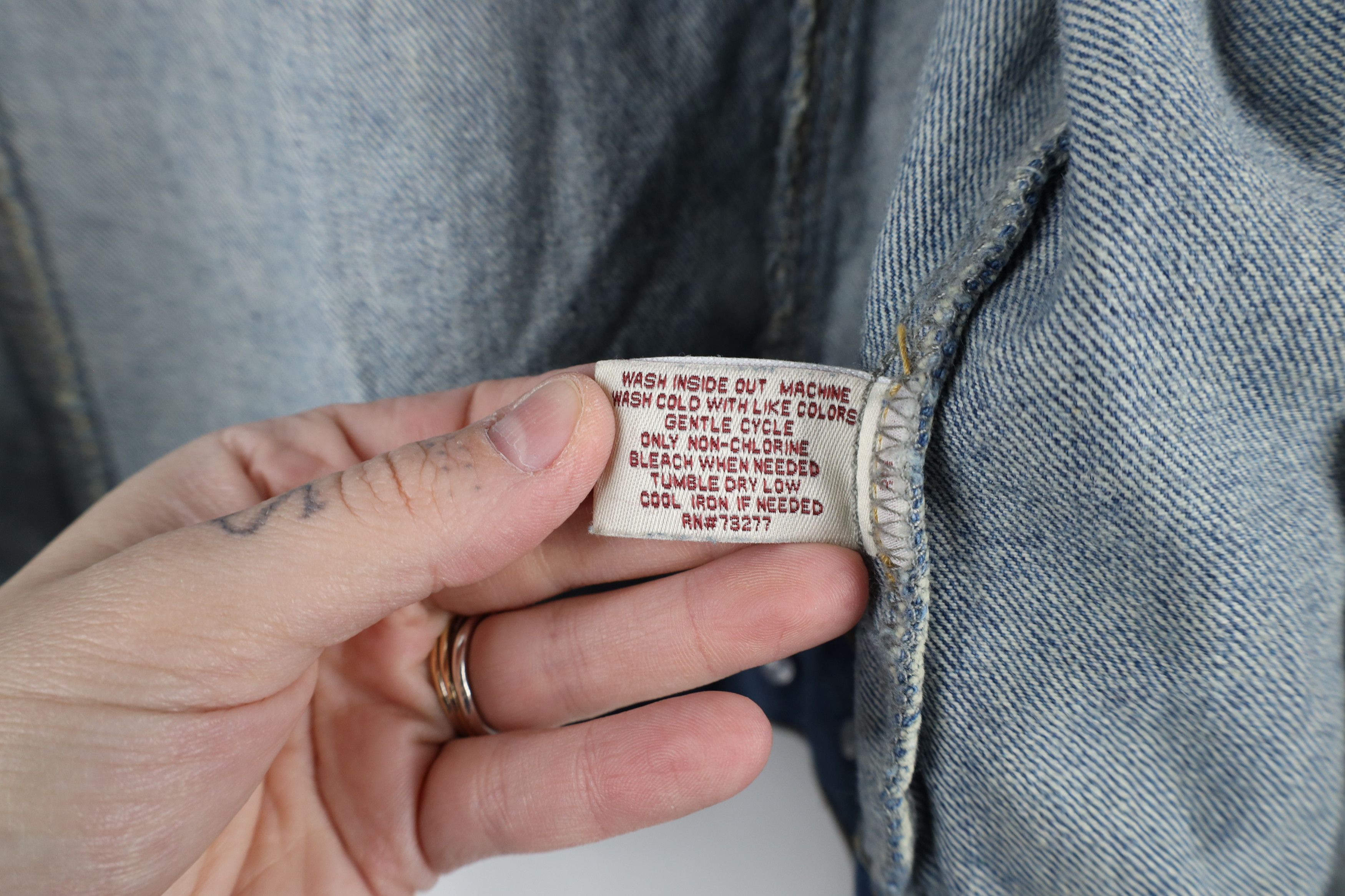 Vintage Vintage Y2K MUDD Cropped Baby Doll Denim Trucker Jacket Size L / US 10 / IT 46 - 12 Thumbnail
