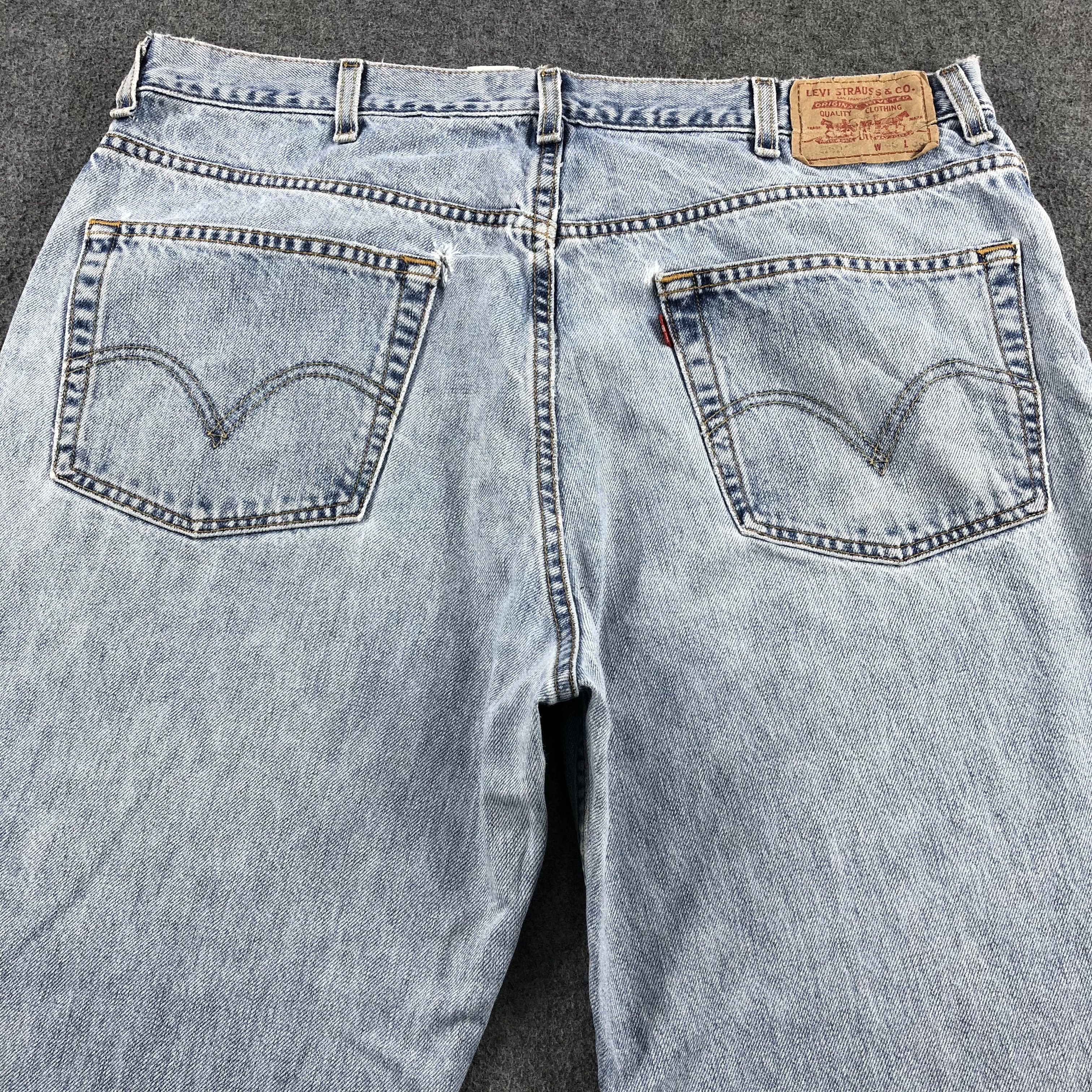 Levi's Vintage Blue Wash Levis 550 Jeans-J1620 Size US 39 - 4 Thumbnail