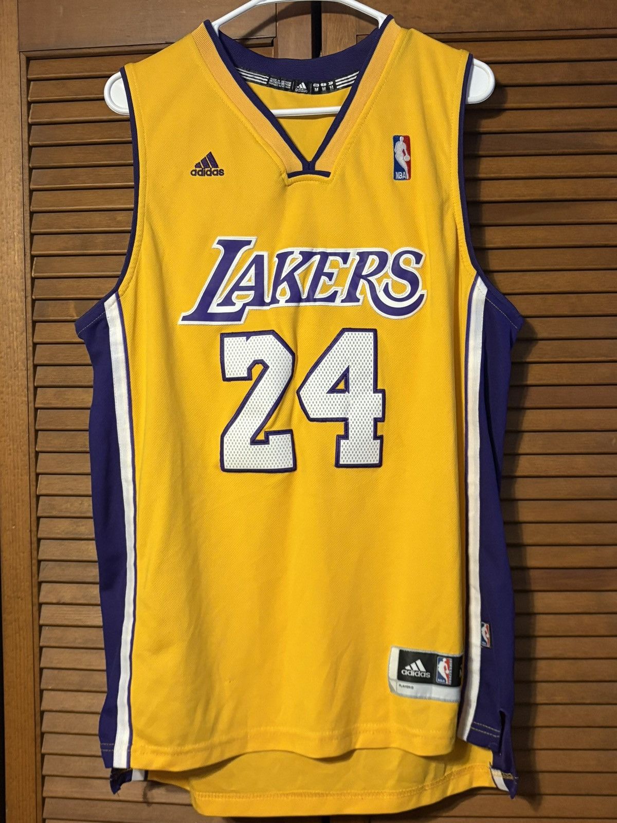Adidas LOS ANGELES LAKERS JERSEY ADIDAS medium #24 KOBE BRYANT Size US M / EU 48-50 / 2 - 1 Thumbnail
