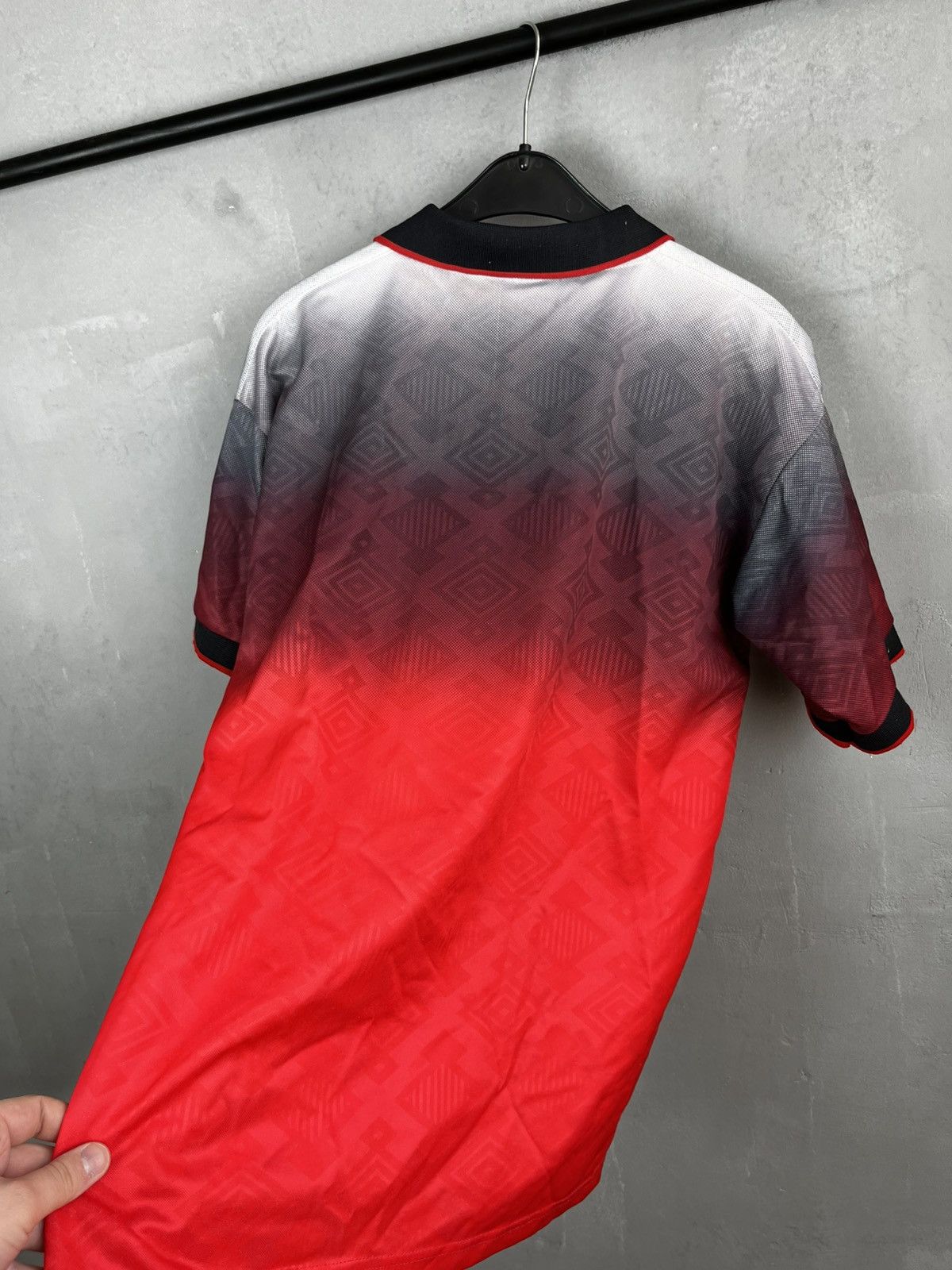 Vintage Ac Milan 1995 jersey Size US XL / EU 56 / 4 - 11 Thumbnail
