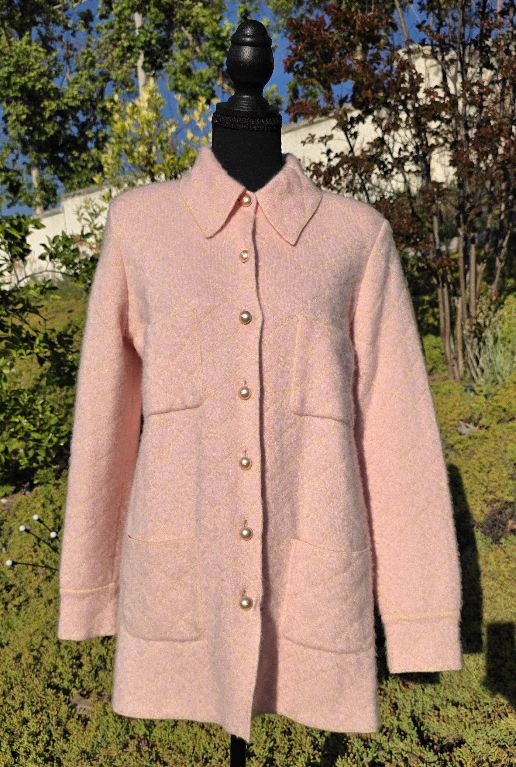 Chanel CHANEL Matelassé Pink Beige Knit Cardigan Jacket FR 38/US 6 Size S / US 4 / IT 40 - 3 Thumbnail