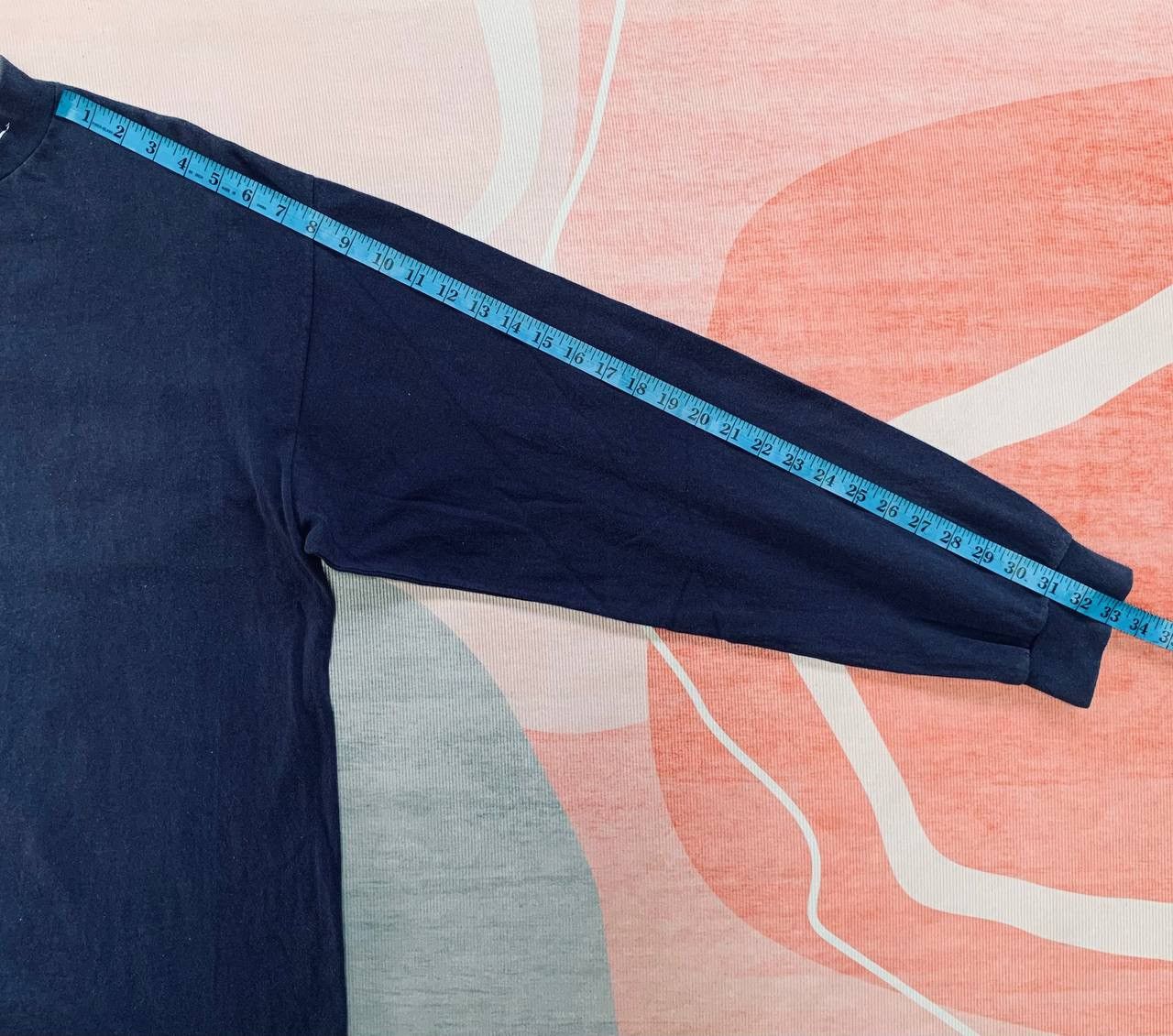 Nike Vintage 90s NIKE Small Embroidered Swoosh Sweatshirt Size US L / EU 52-54 / 3 - 9 Thumbnail