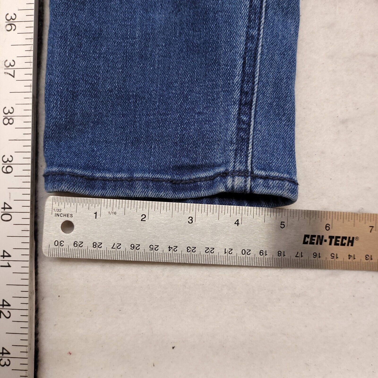 Old Navy Old Navy Casual Button Denim Jeans Womens Size 16 Blue Size 38" / US 16 / IT 52 - 7 Thumbnail