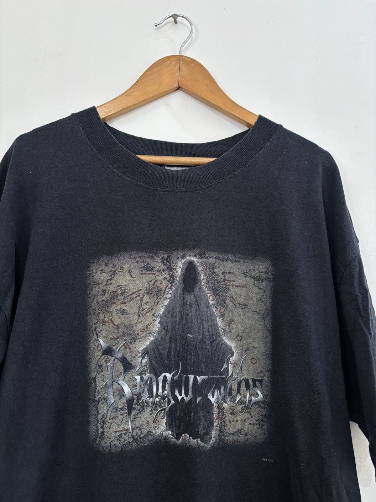 Vintage 2001 LORD OF THE RINGS RINGWRAITH MAP GRAPHIC TEE Size US L / EU 52-54 / 3 - 2 Thumbnail