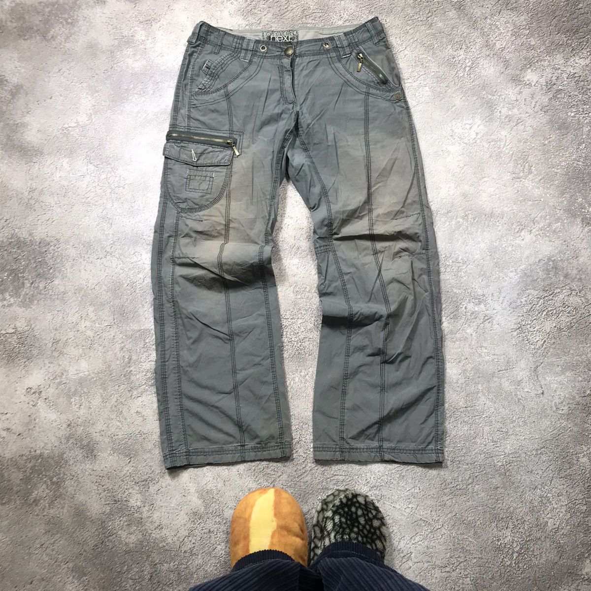 Vintage Vintage Y2K Baggy Cargo Pants Distressed Tactical Streetwear Size 32" / US 10 / IT 46 - 1 Thumbnail
