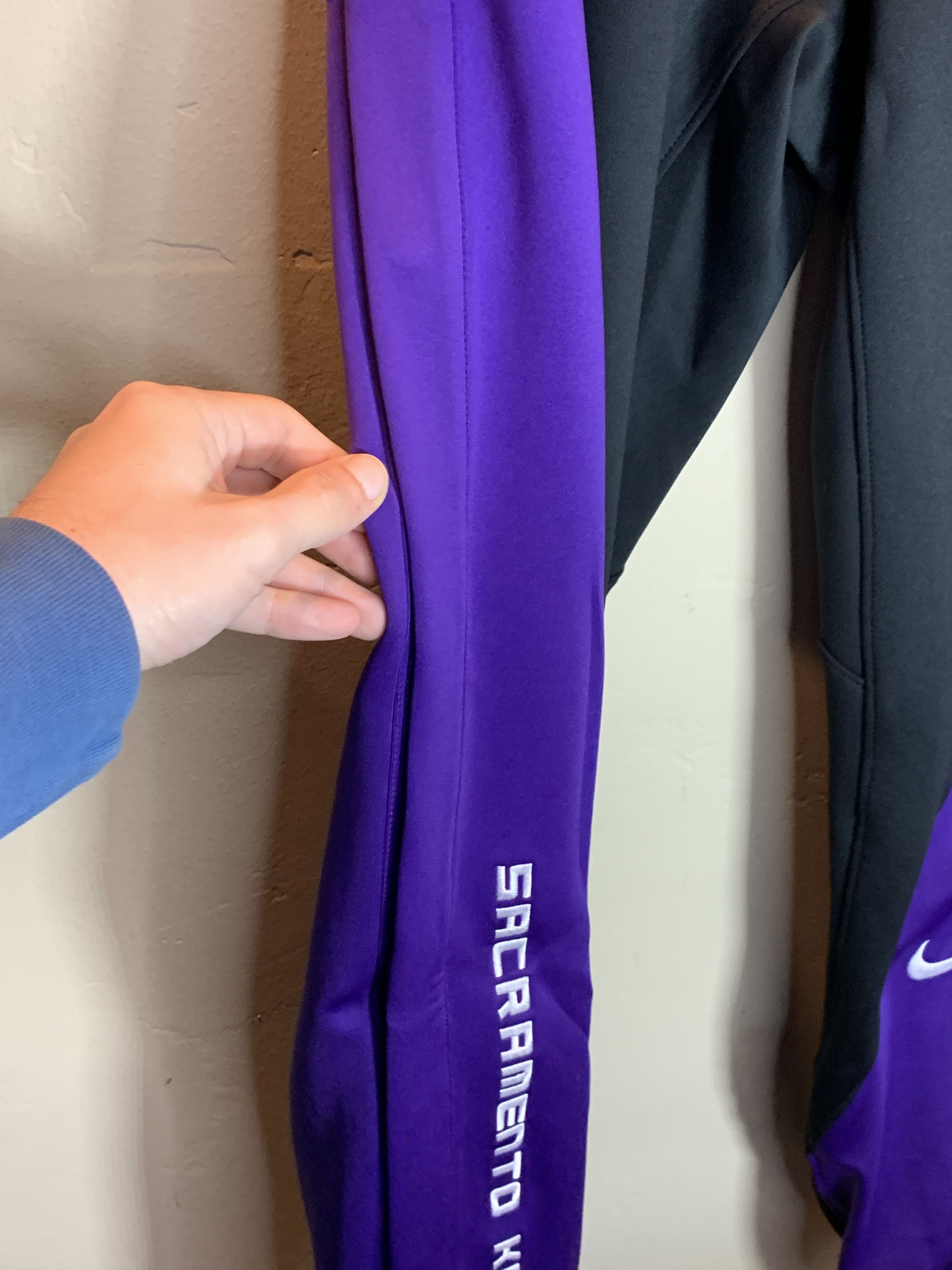 Nike *RARE* New Sacramento Kings Team Issue Nike Tear-Away Pants Size US 32 / EU 48 - 3 Thumbnail