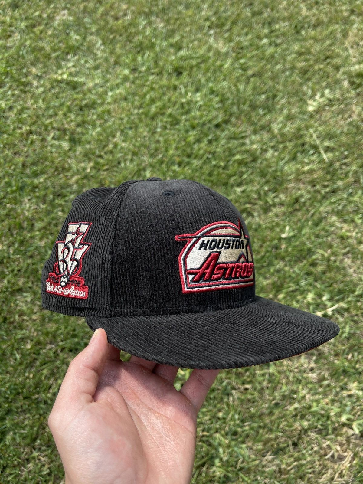 New Era 7 3/8 Houston Astros Corduroy Red Fitted Size ONE SIZE - 1 Thumbnail