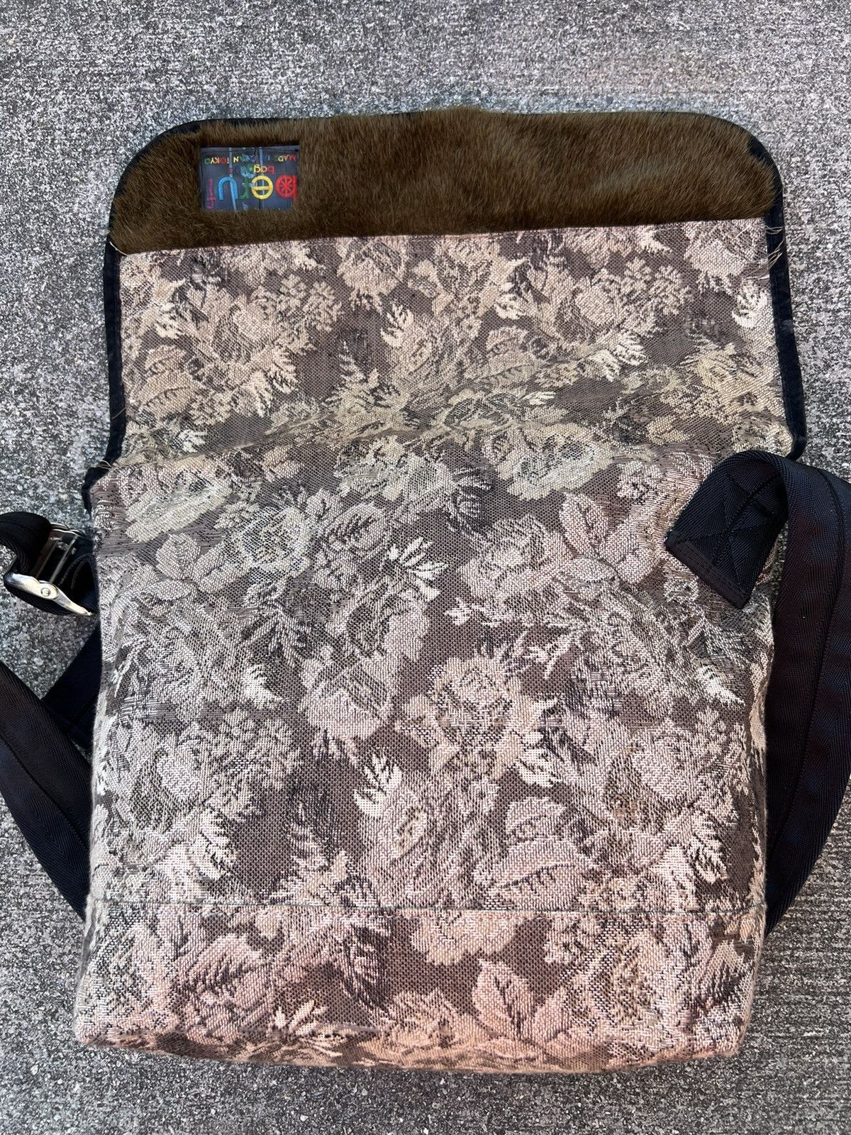 Vintage Vintage Beruf Tokyo Japan Jacquard Tarpaulin Messenger Bag Size ONE SIZE - 16 Thumbnail