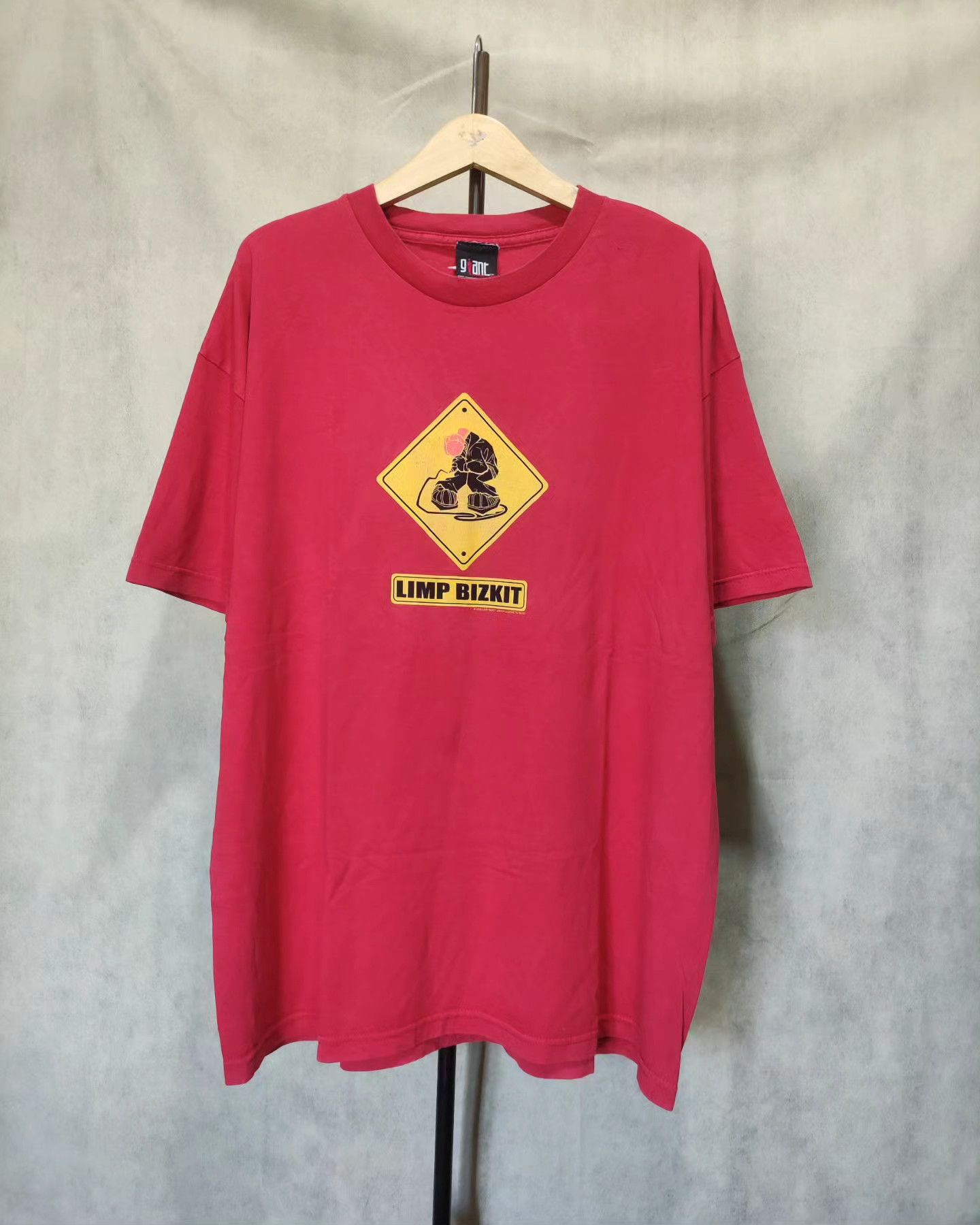 image of Band Tees x Giant Limp Bizkit Giant Merchandising 2000 Tshirt in Red, Men's (Size XL)