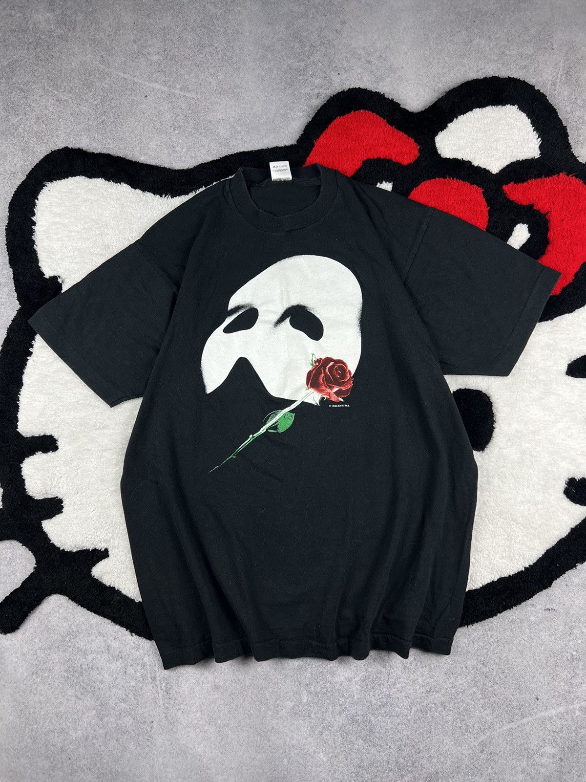 Band Tees Vintage Phantom Of Opera 1986 Glow In The Dark Y2K Tee Shirt Size US XL / EU 56 / 4 - 1 Thumbnail