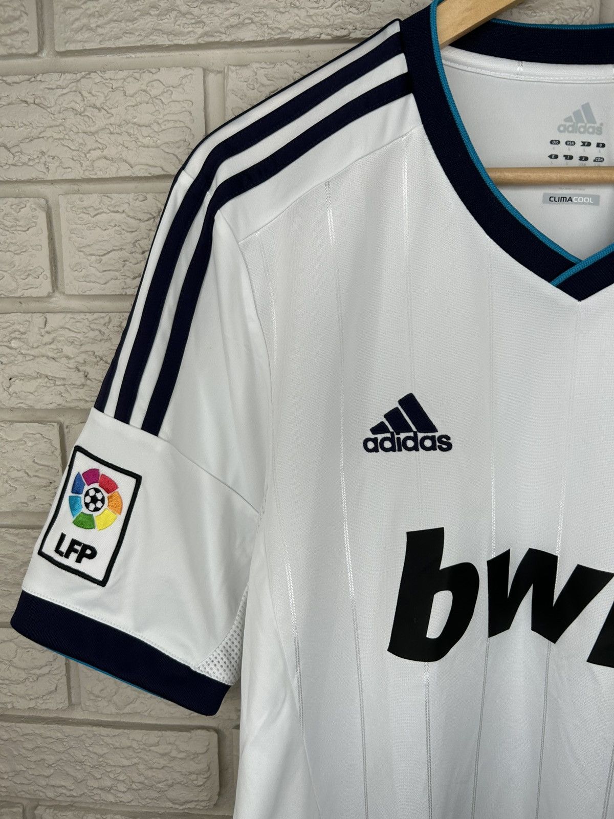 Adidas Adidas Real Madrid 2012 Home Jersey Size US L / EU 52-54 / 3 - 5 Thumbnail
