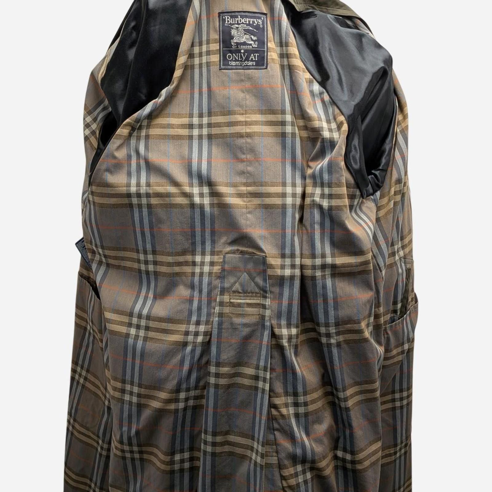 Burberry Vtg Burberrys x Olive Trench Coat Rare Blue Plaid 44R - DRAY Size US XL / EU 56 / 4 - 5 Thumbnail