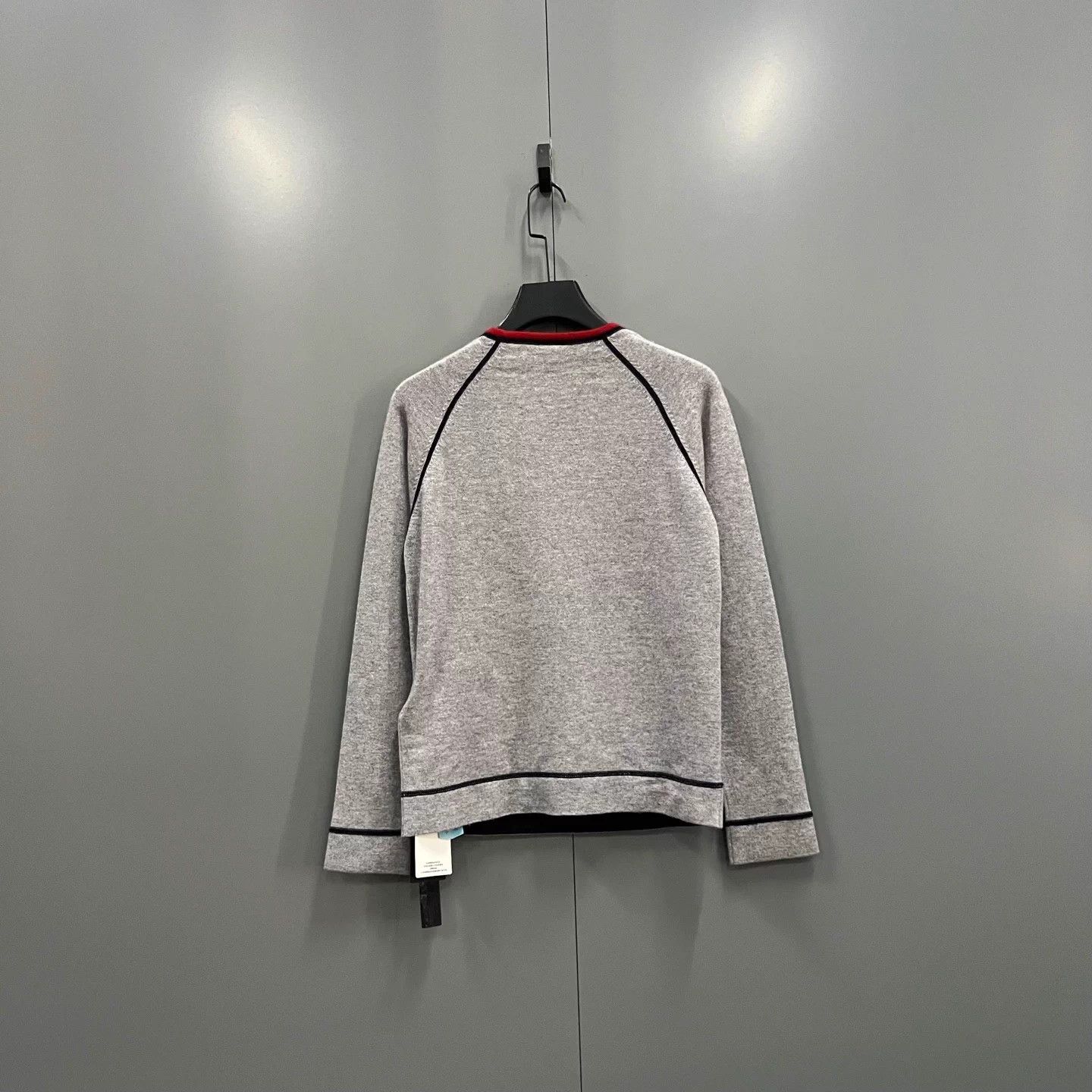 Chanel CHANEL Gray CC Sweater 42 98 New Size M / US 6-8 / IT 42-44 - 3 Thumbnail