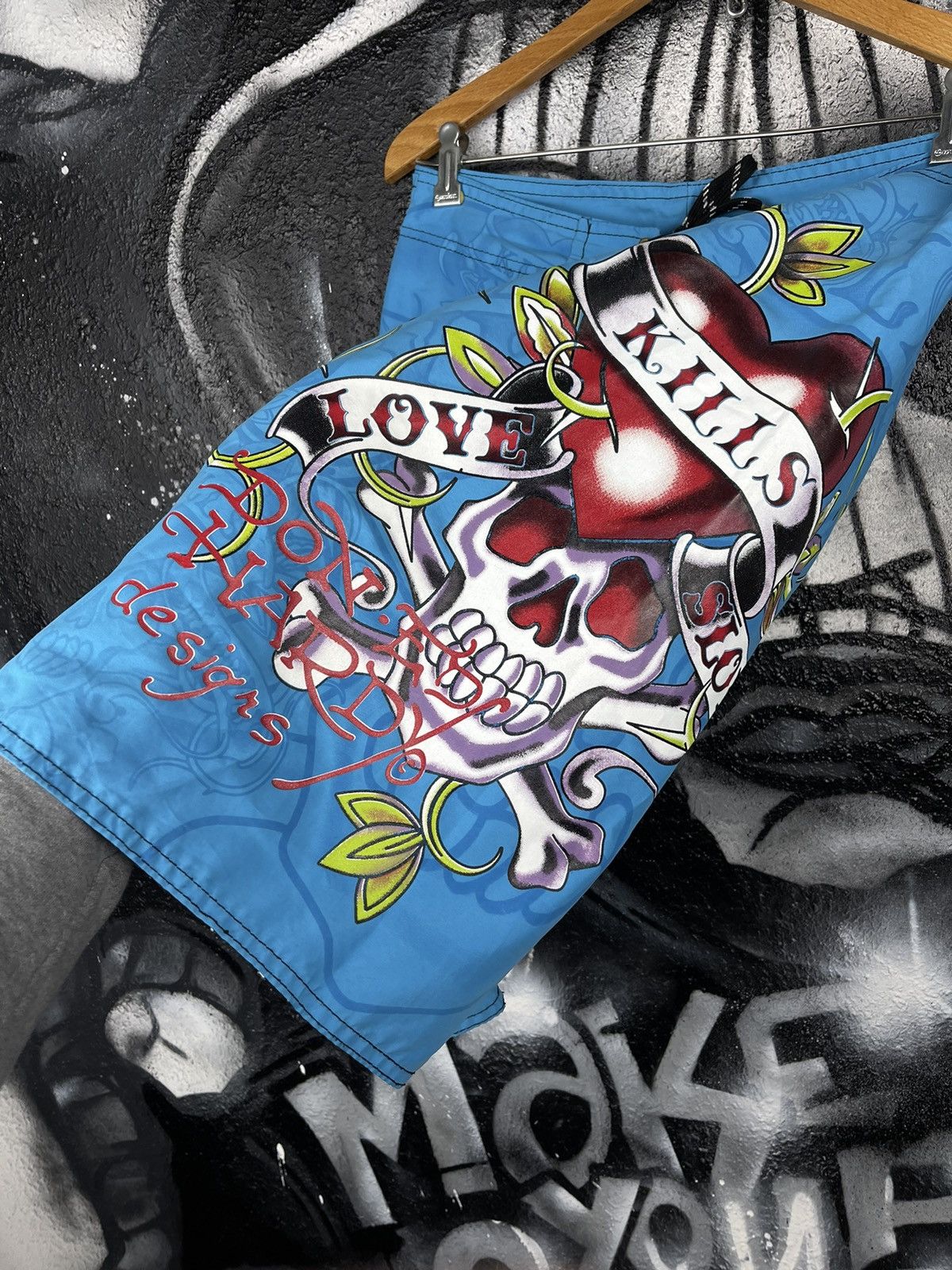 Ed Hardy × Vintage Ed Hardy Skull Logo Shorts Men’s Size L Size US 33 - 4 Thumbnail