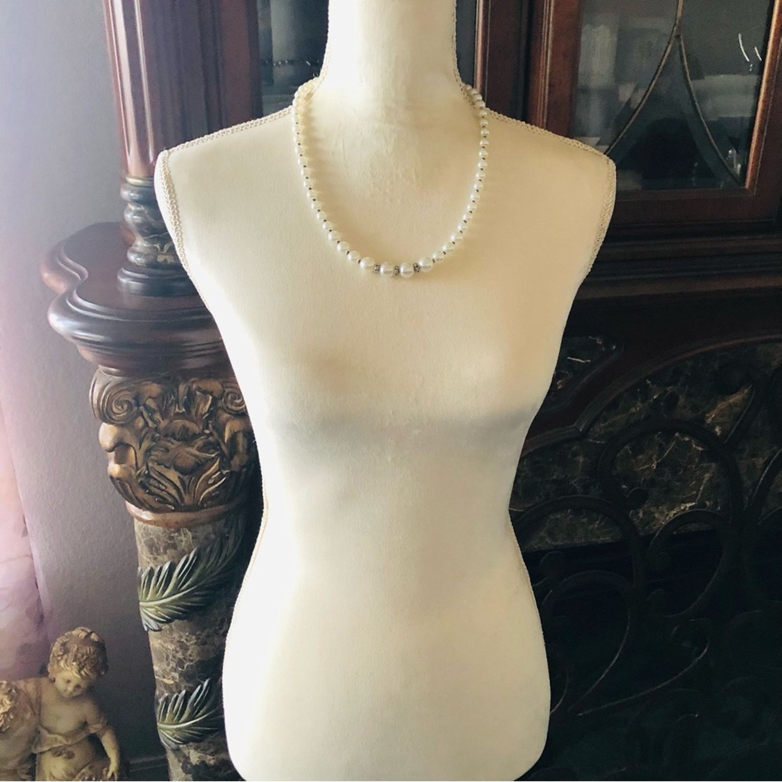Handmade Handcrafted repurpose salvaged pearl bead necklace Size ONE SIZE - 6 Thumbnail