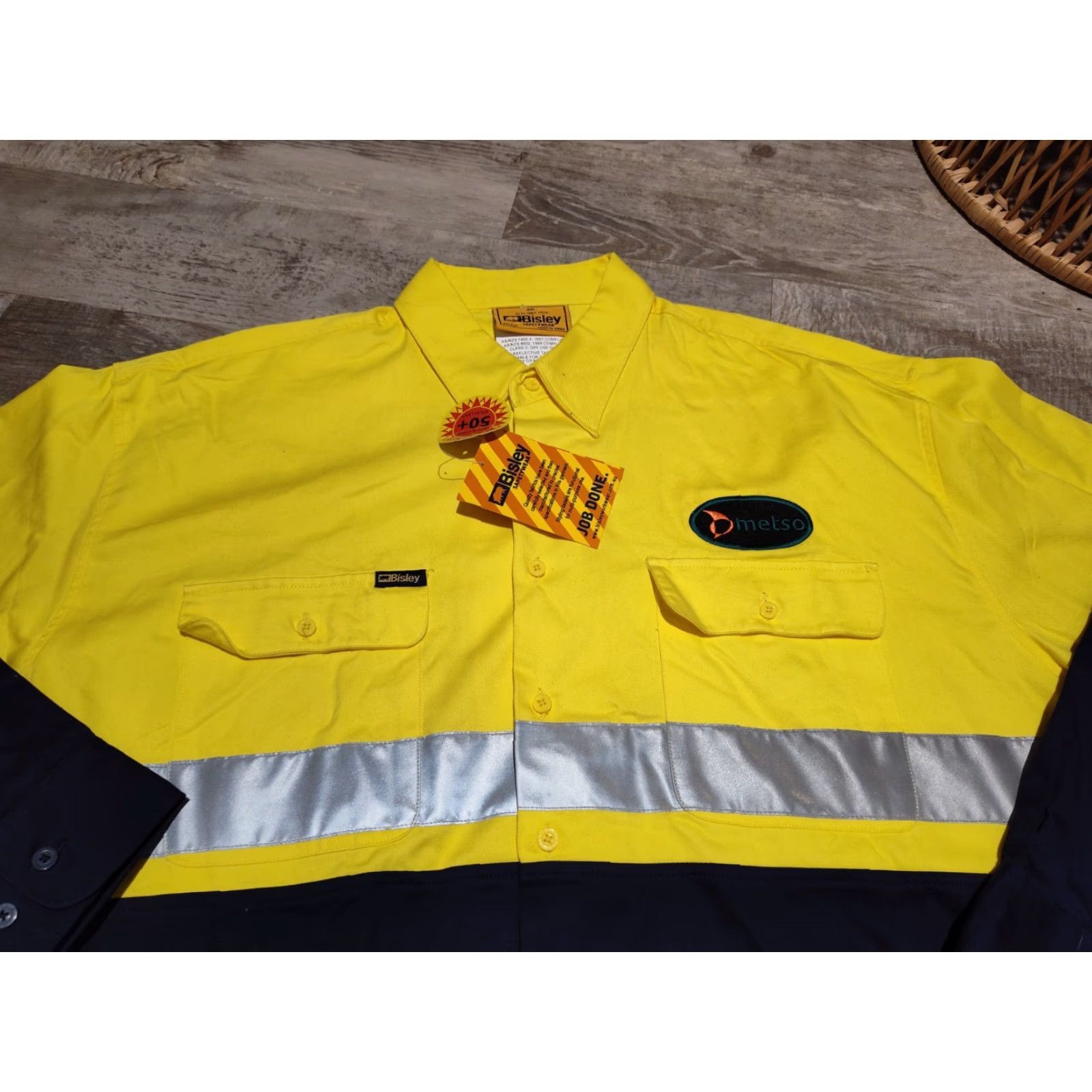 Sisley VINTAGE Bisley Workwear Safety-Top Long Sleeve Hi-vis Drill Shirt Men 3XL Yellow Reflective UPF 50+ Size US XXL / EU 58 / 5 - 2 Thumbnail