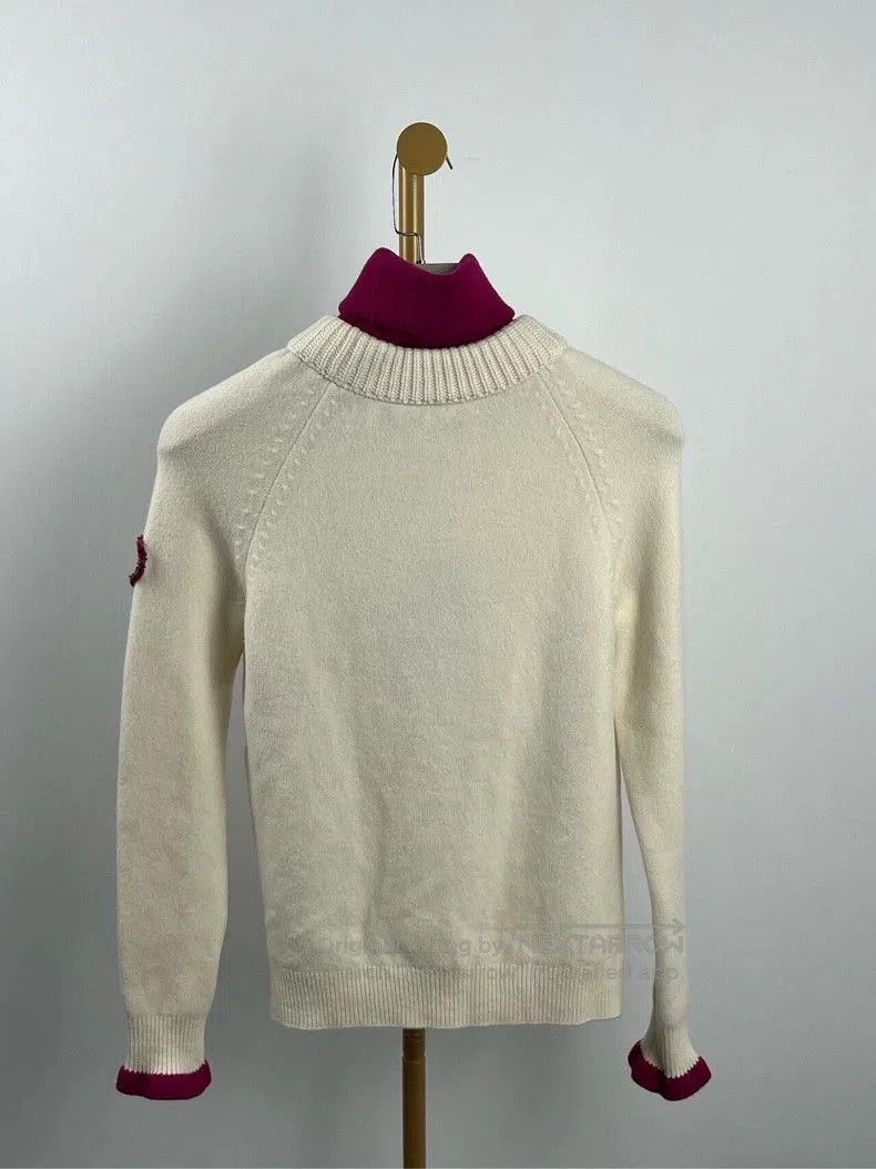 Chanel Chanel Logo Cashmere Turtleneck Sweater . Size M / US 6-8 / IT 42-44 - 2 Thumbnail