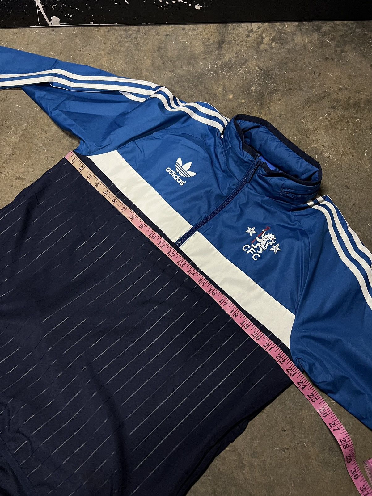 Adidas Adidas Chelsea FC light jacket Size US L / EU 52-54 / 3 - 9 Thumbnail