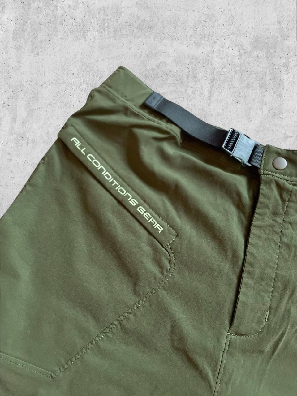 Nike Nike ACG Military Bermuda Long Shorts Big Logo Nylon baggy Size US 34 / EU 50 - 6 Thumbnail