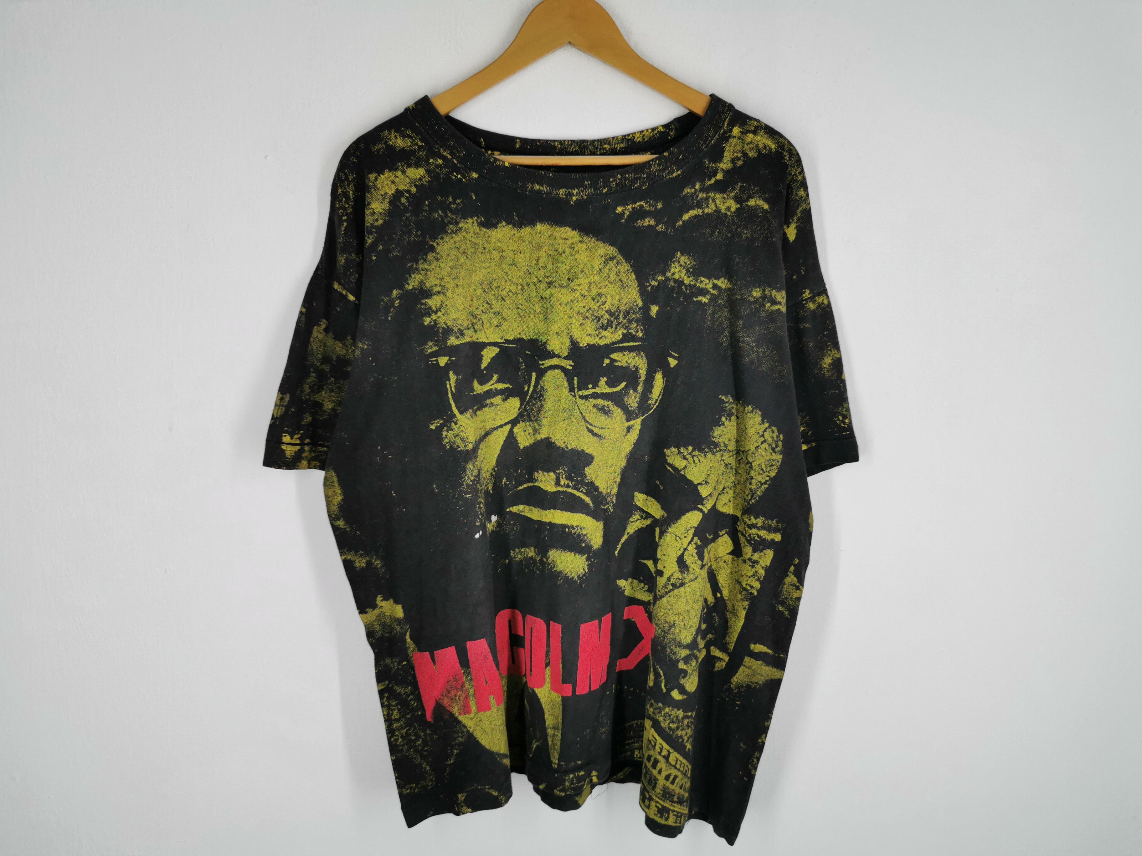 Other Distressed Shirt Vintage 90s Malcolm X Tees T Shirt Size XL Size US XL / EU 56 / 4 - 2 Thumbnail