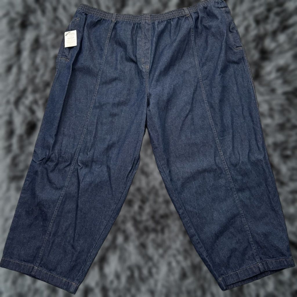Vintage VINTAGE Denim Jeans Womens 36WP Capri Relaxed Dark Wash Lagenlook Casual 2010s Roaman's Womens Jeans 36W Plus Size Blue Denim Size 25" / US 0 / IT 36 - 1 Thumbnail