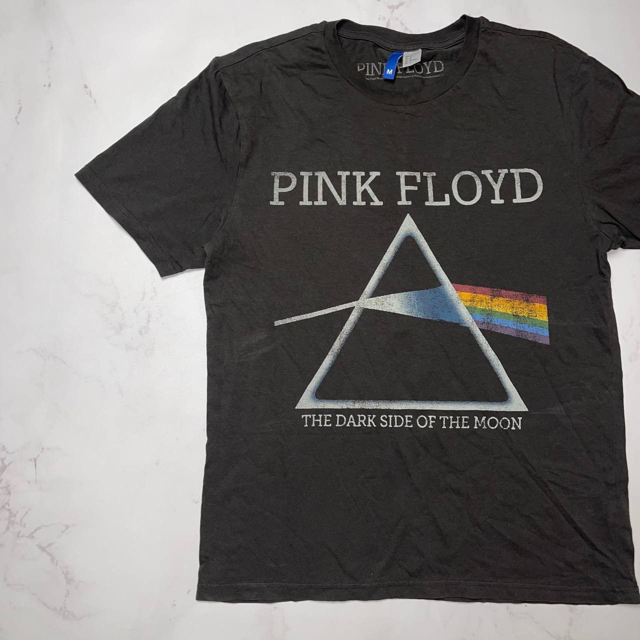 Vintage Pink Floyd Black Dark Side Of The Moon Graphic Logo Rock Tee Size US M / EU 48-50 / 2 - 4 Thumbnail