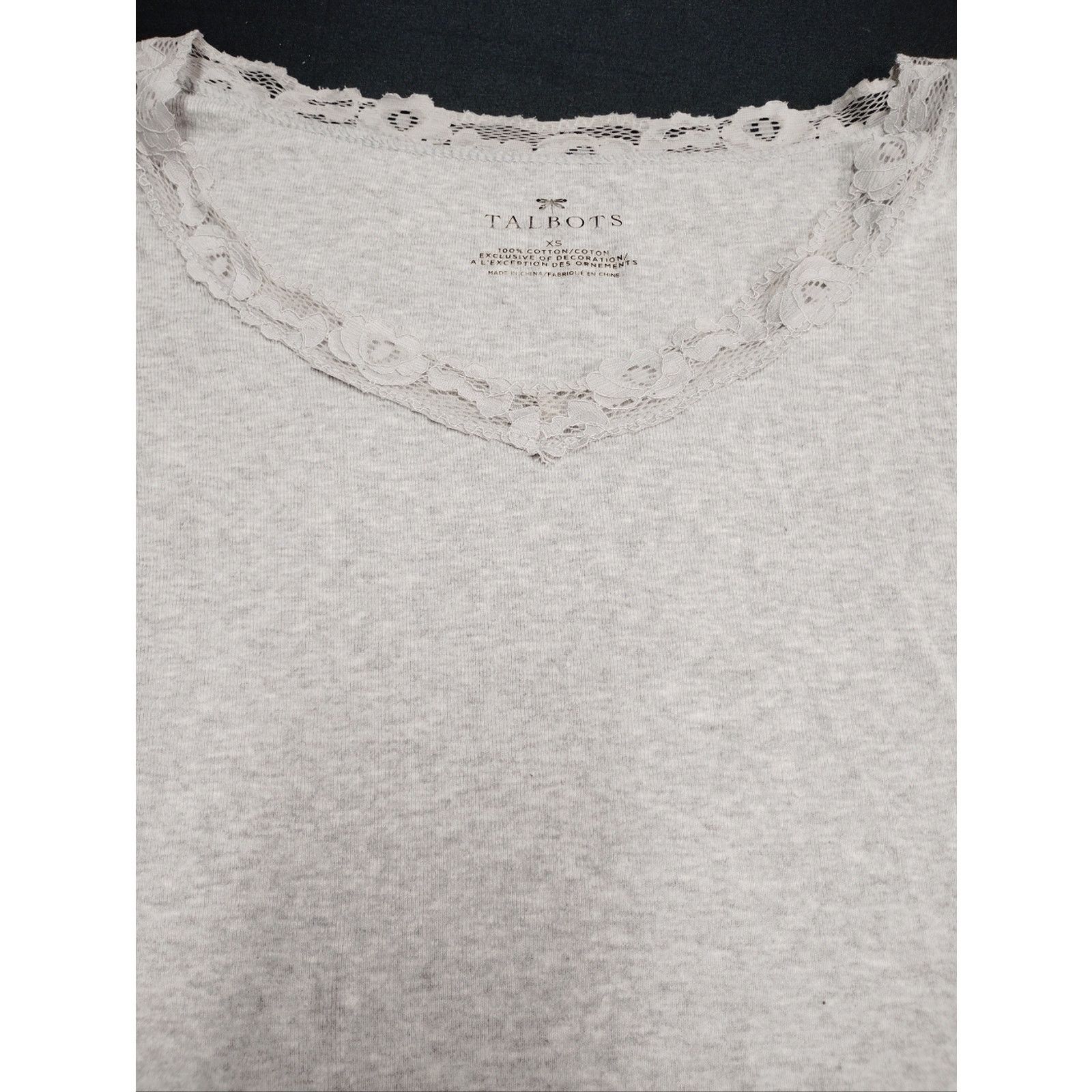 Talbots Talbots Light Gray Lace-Trim V-Neck Long Sleeve Tee Size XS / US 0-2 / IT 36-38 - 2 Thumbnail