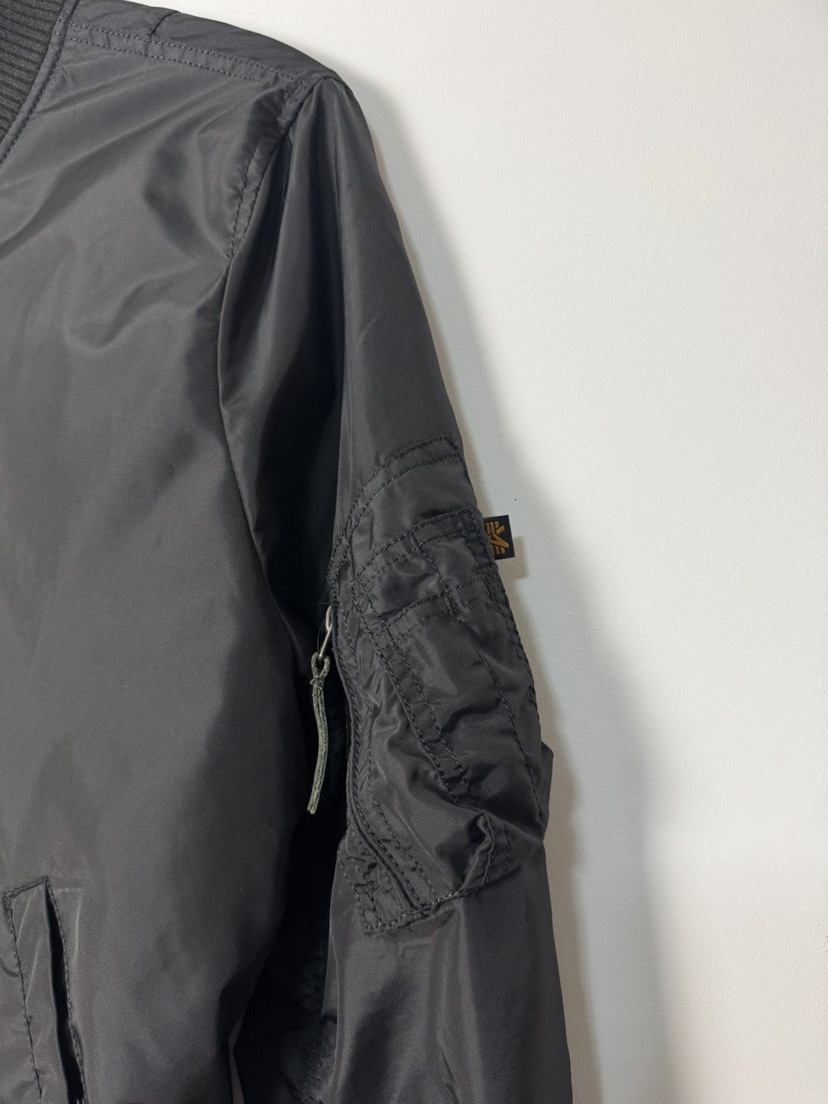 Alpha Industries Alpha Industries black bomber jacket avant Garde Japanese Size US M / EU 48-50 / 2 - 6 Thumbnail